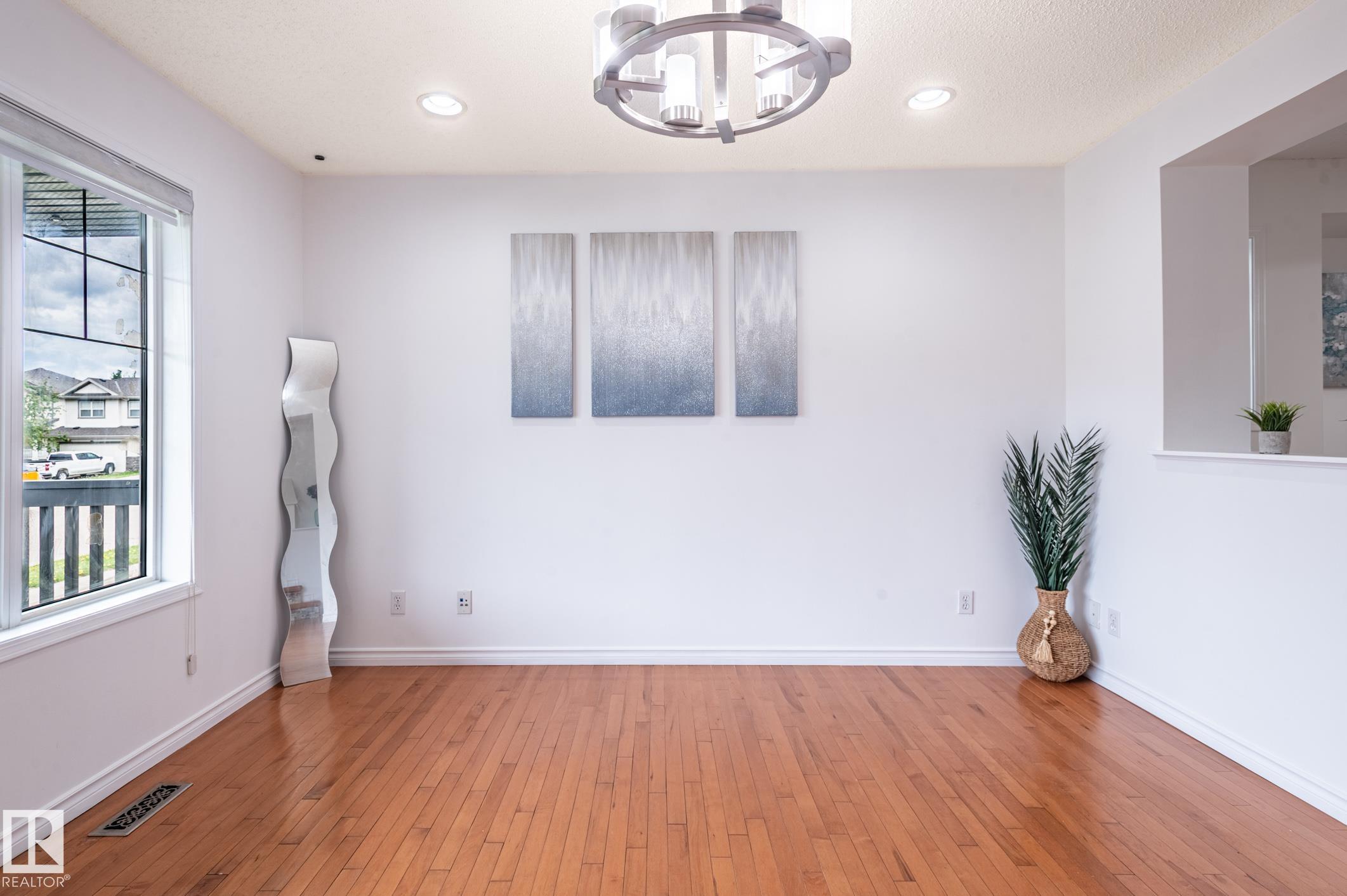 Photo 8 at 5919 203 Street NW, The Hamptons, Edmonton