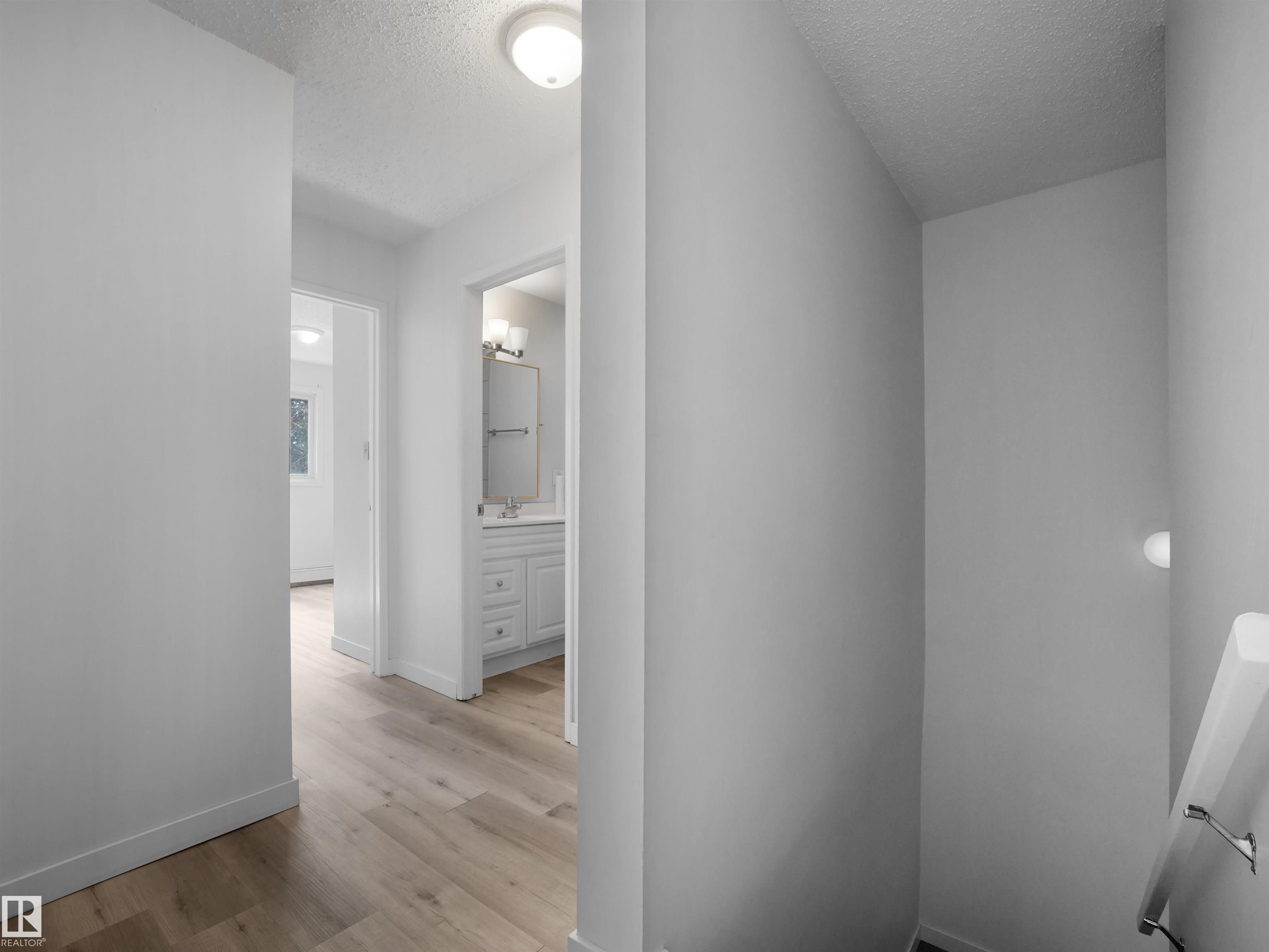 Photo 18 at 122 - 16340 109 Street NW, Lorelei, Edmonton