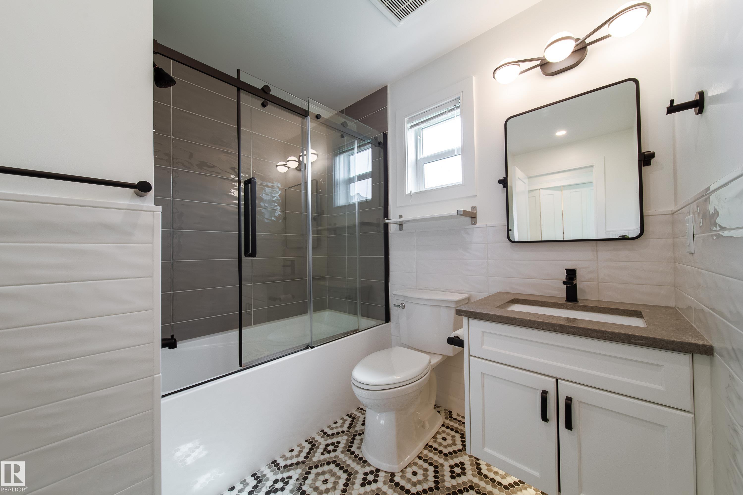 Photo 19 at 48 - 12050 17 Avenue SW, Rutherford, Edmonton