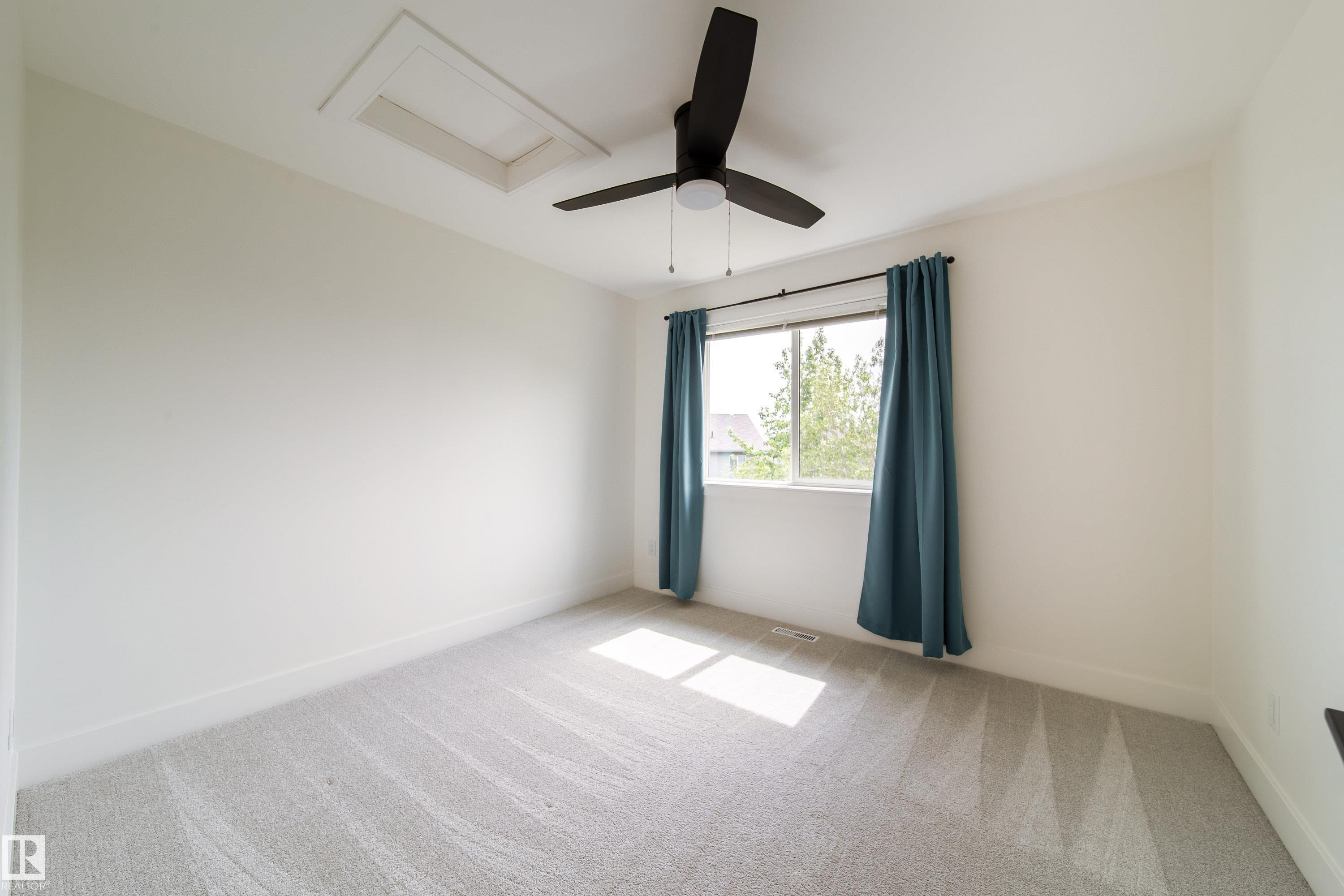 Photo 20 at 48 - 12050 17 Avenue SW, Rutherford, Edmonton