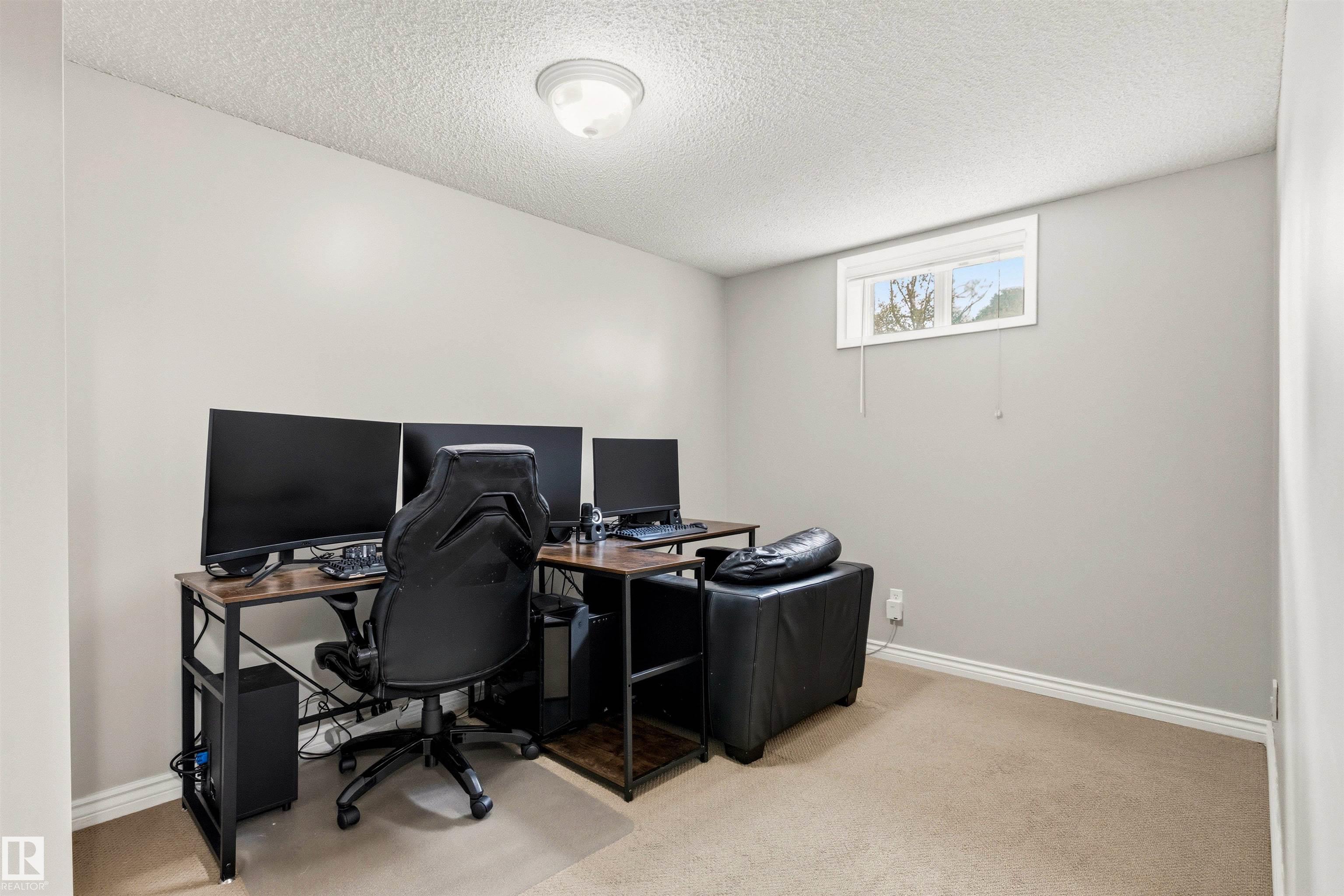 Photo 34 at 20 Hughes Road NW, Overlanders, Edmonton