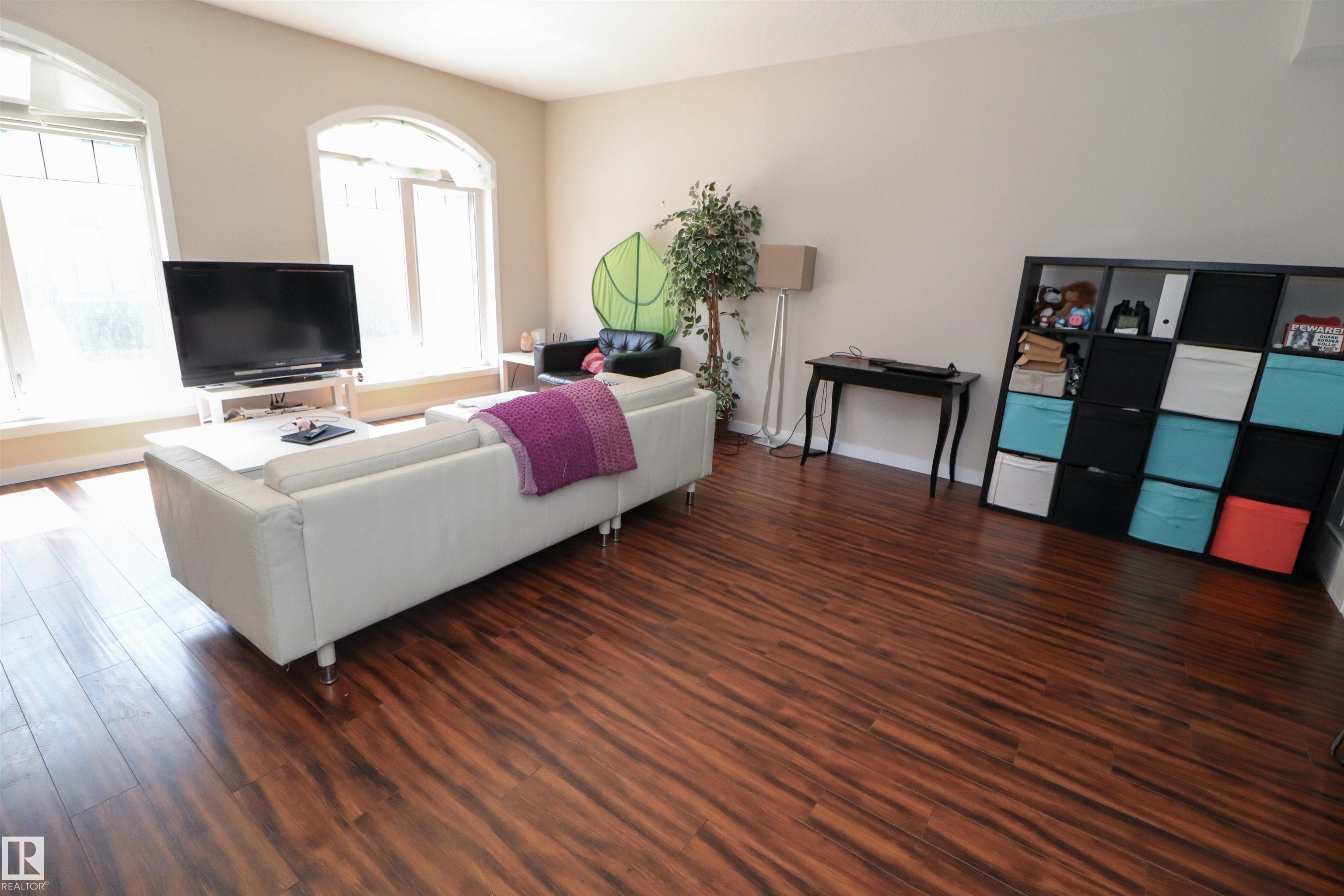 23 - 5873 Mullen Place NW, MacTaggart, Edmonton