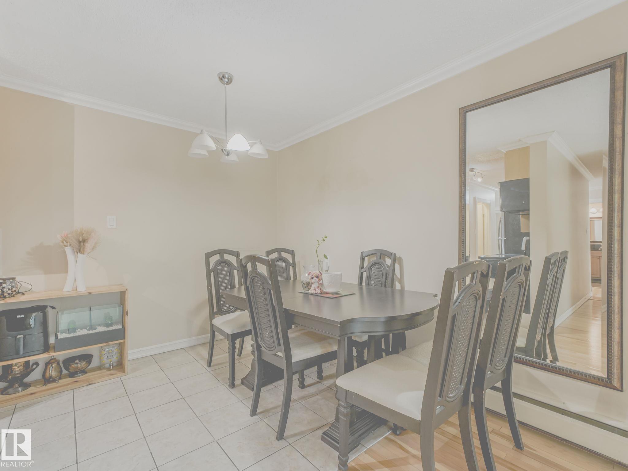 Photo 11 at 403 - 10165 113 Street NW, Wîhkwêntôwin, Edmonton