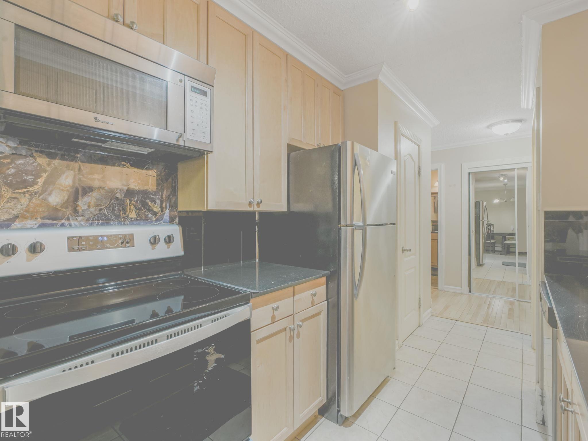 Photo 14 at 403 - 10165 113 Street NW, Wîhkwêntôwin, Edmonton