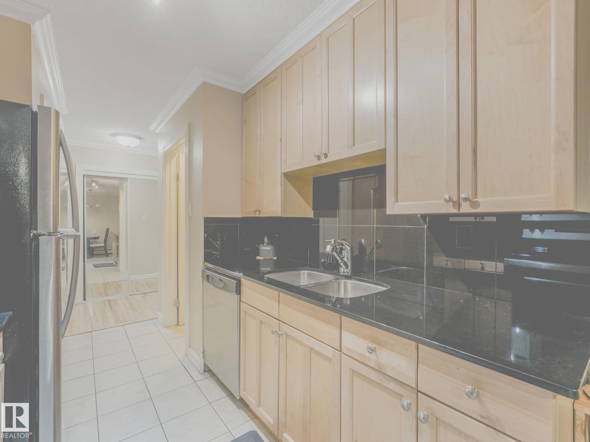 Photo 15 at 403 - 10165 113 Street NW, Wîhkwêntôwin, Edmonton