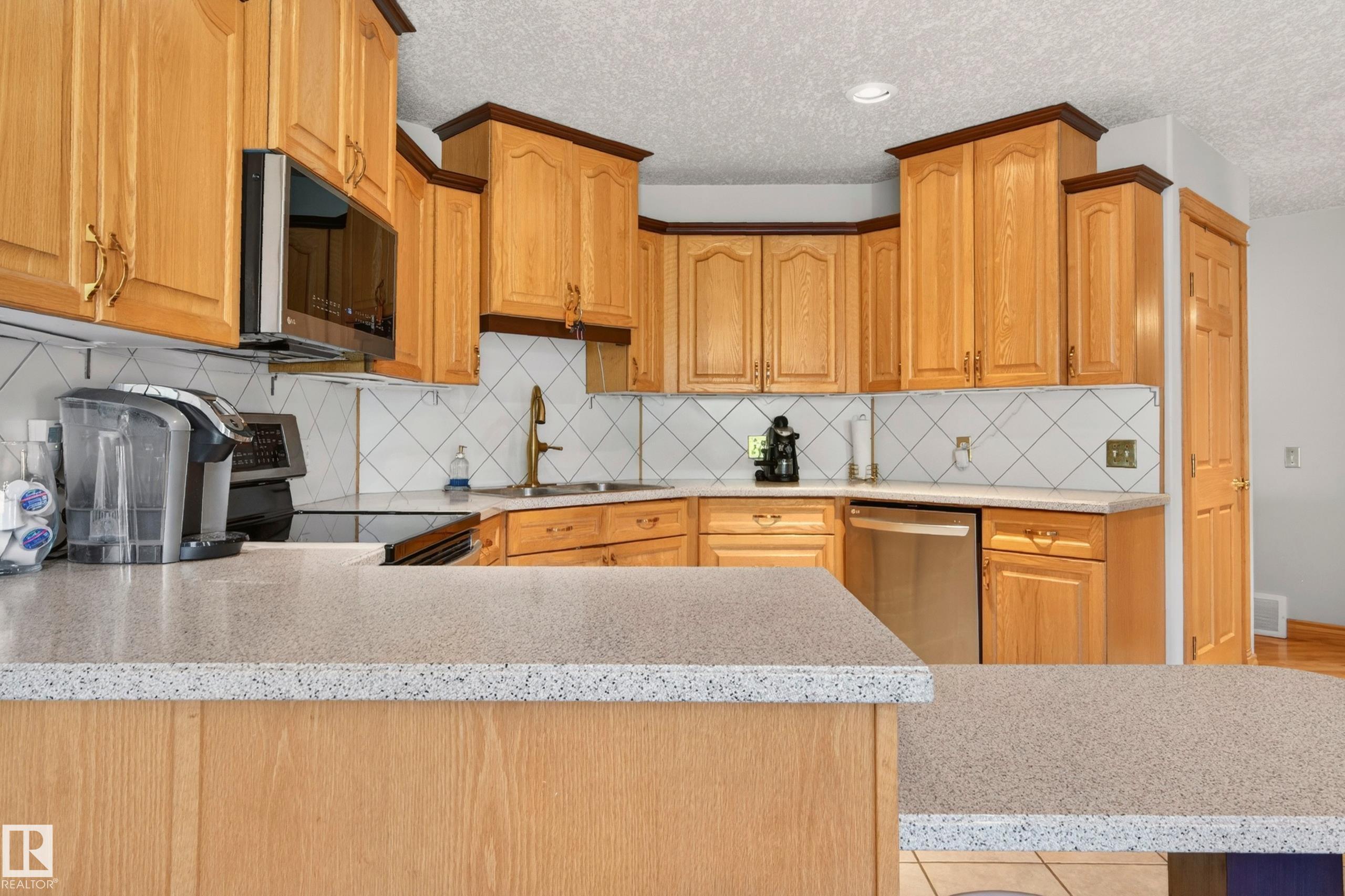 Photo 15 at 50473 Rge Rd 232, None, Rural Leduc County