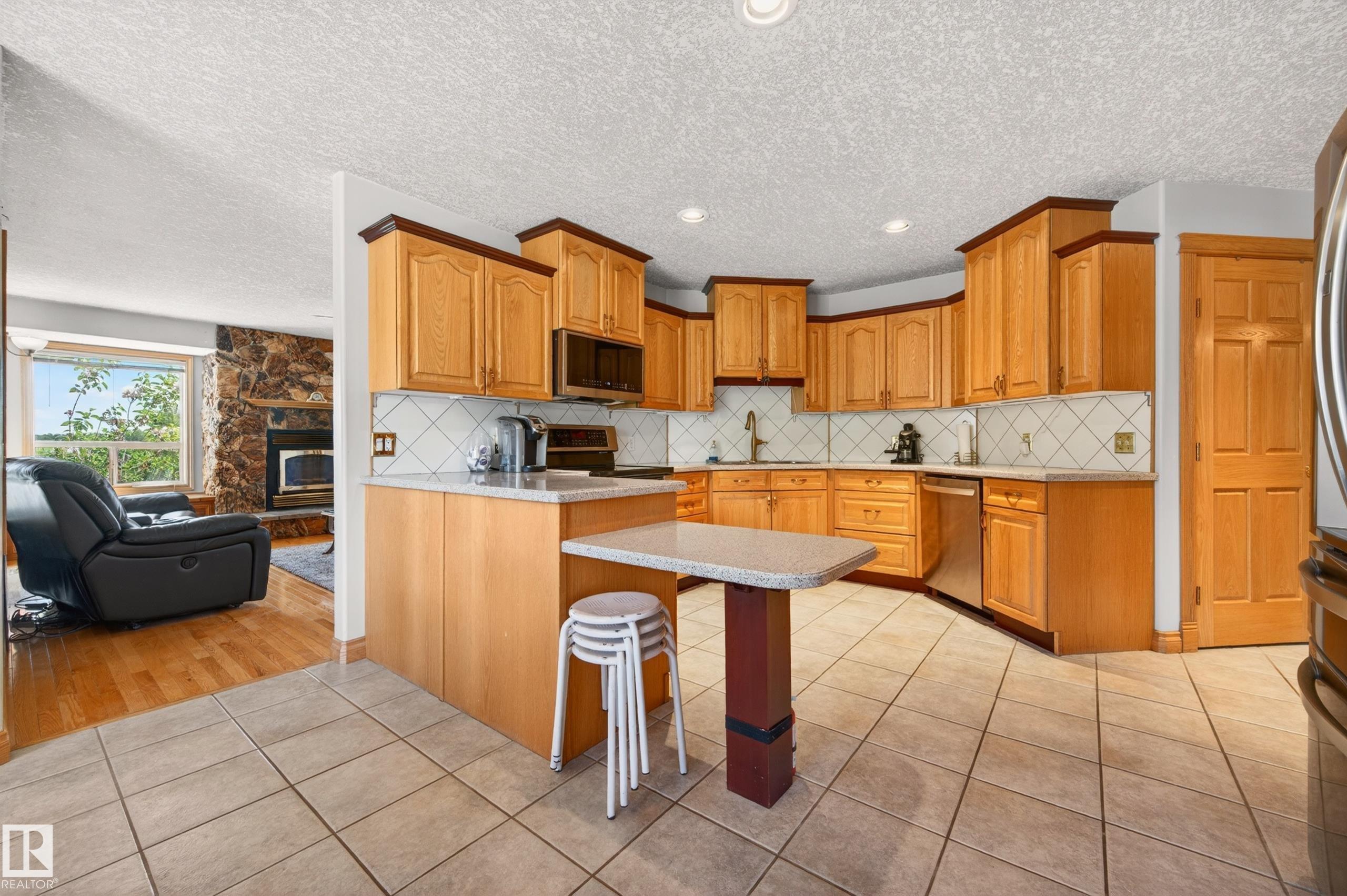 Photo 18 at 50473 Rge Rd 232, None, Rural Leduc County