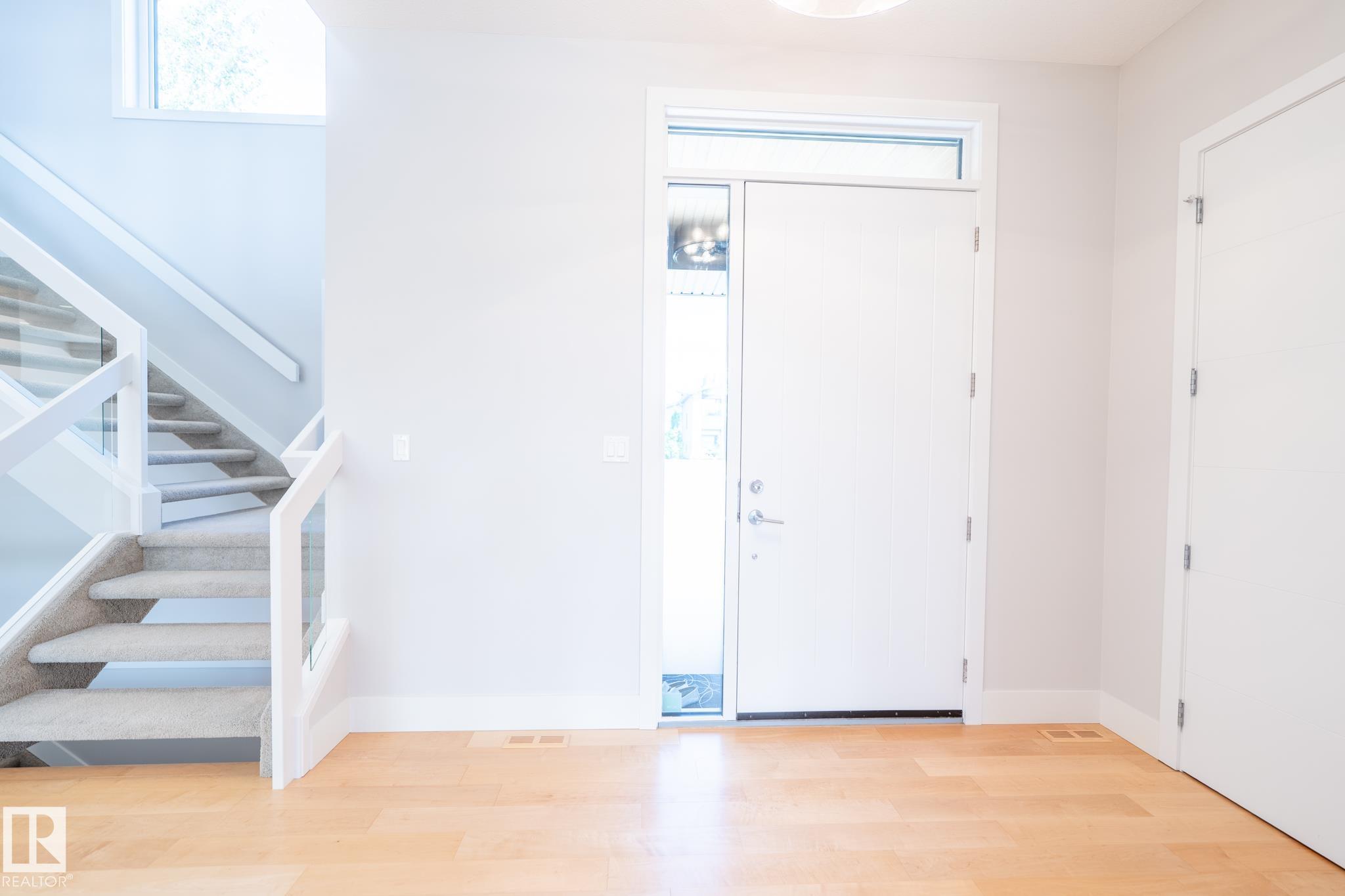 7376 May Common NW, Magrath Heights, Edmonton