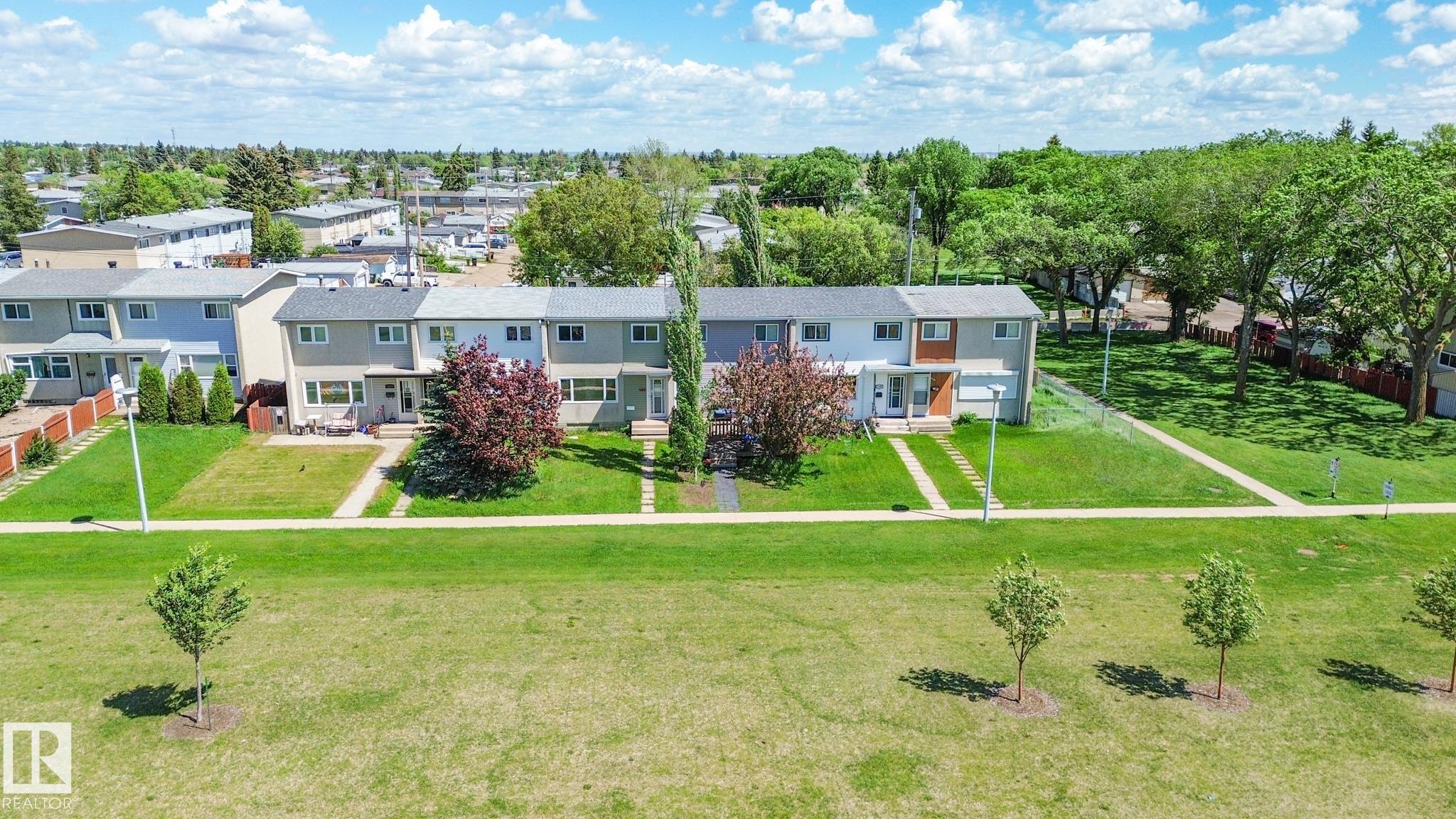 Photo 42 at 13309 85 Street NW, Glengarry, Edmonton