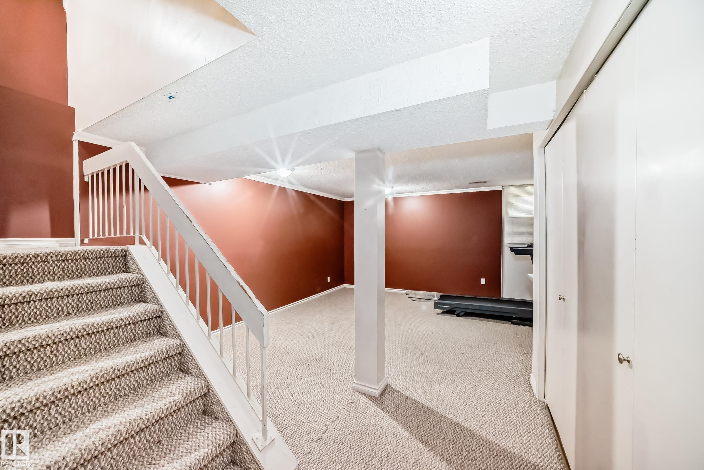 Photo 19 at 13621 28 Street NW, Kernohan, Edmonton