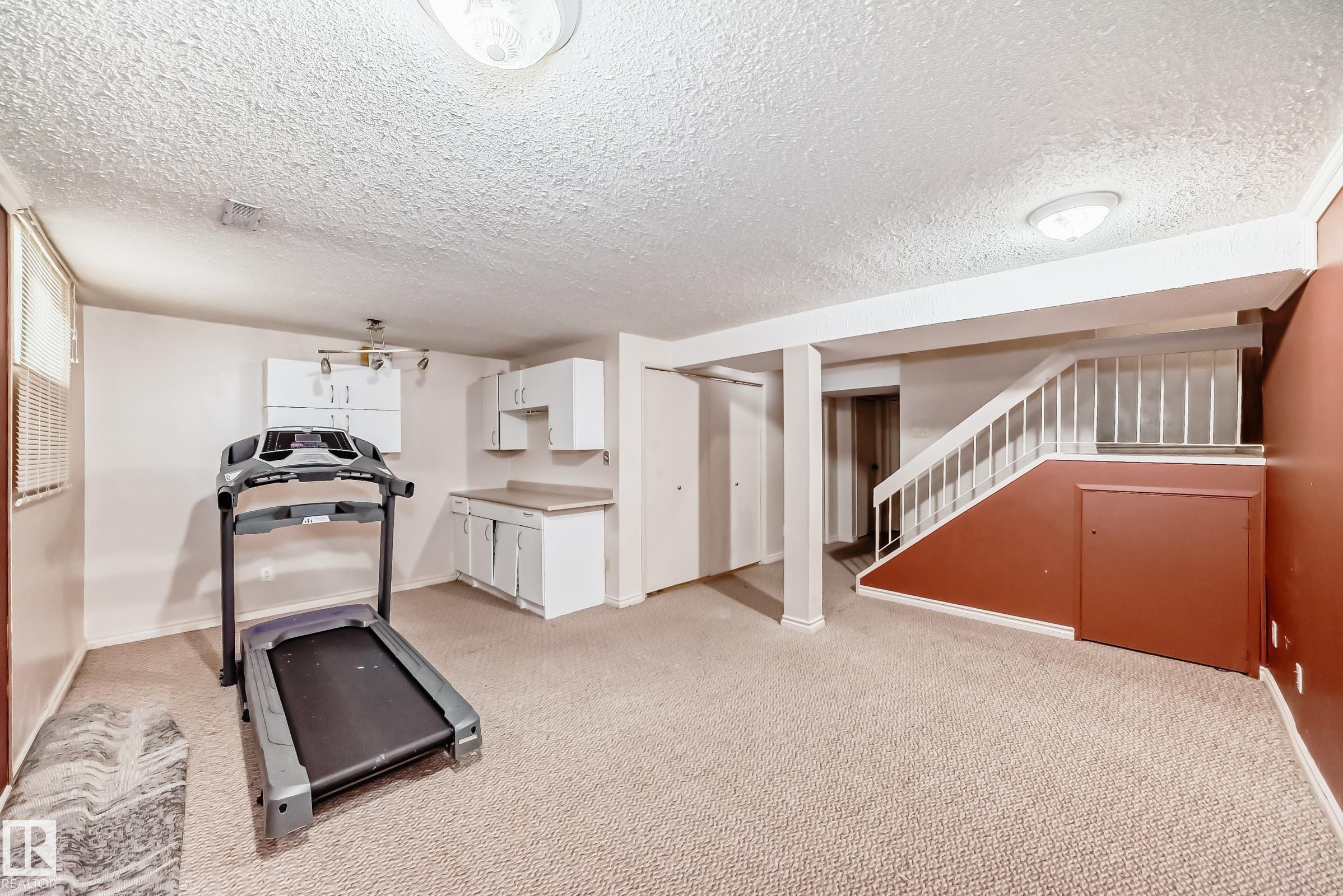 Photo 20 at 13621 28 Street NW, Kernohan, Edmonton