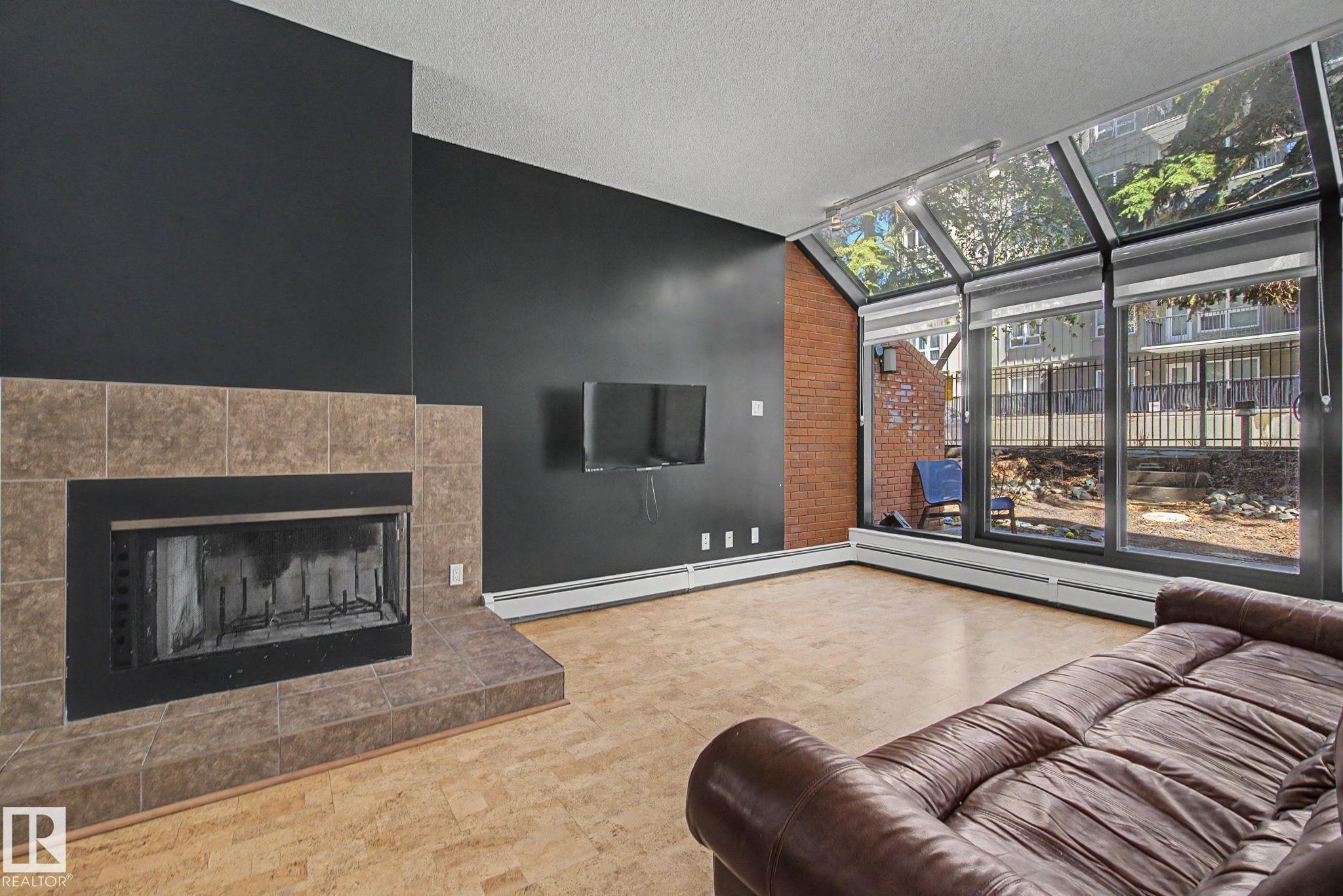 Photo 24 at 11150 83 Avenue NW, Garneau, Edmonton