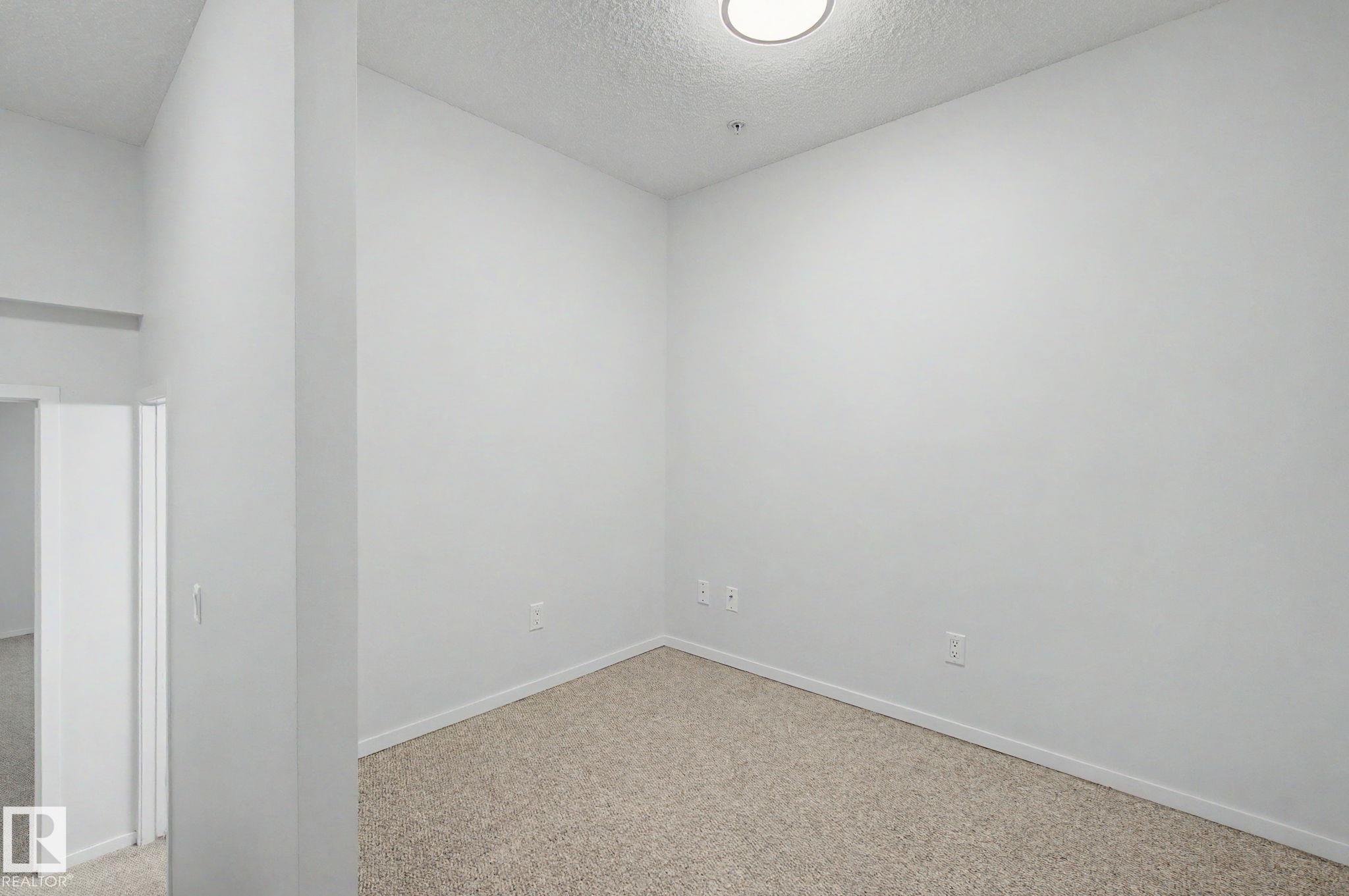 Photo 29 at 11150 83 Avenue NW, Garneau, Edmonton