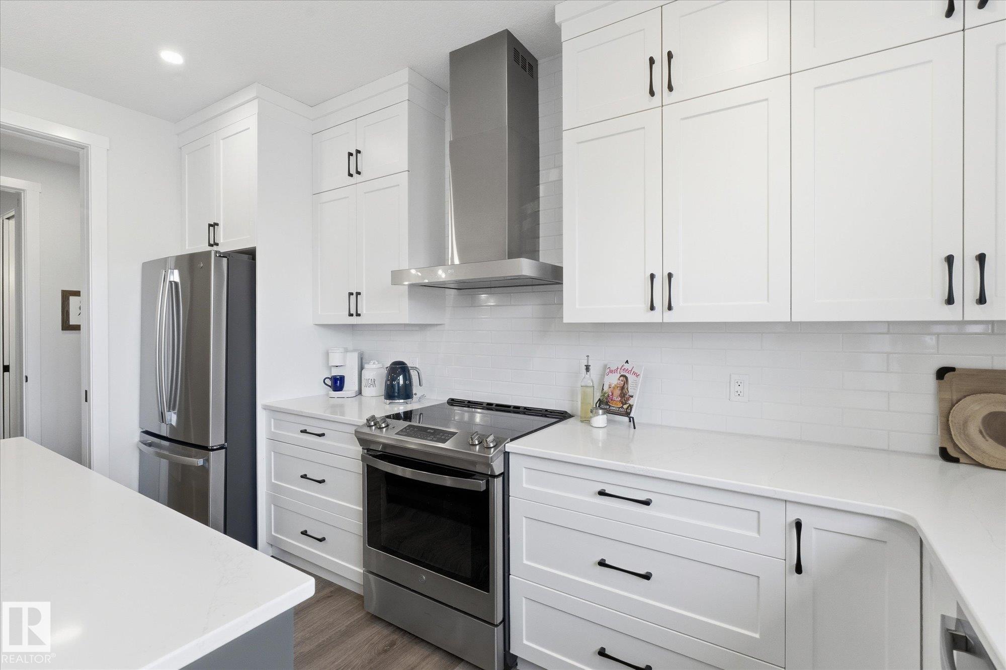 Photo 20 at 51 Meadowlink Common, McLaughlin, Spruce Grove