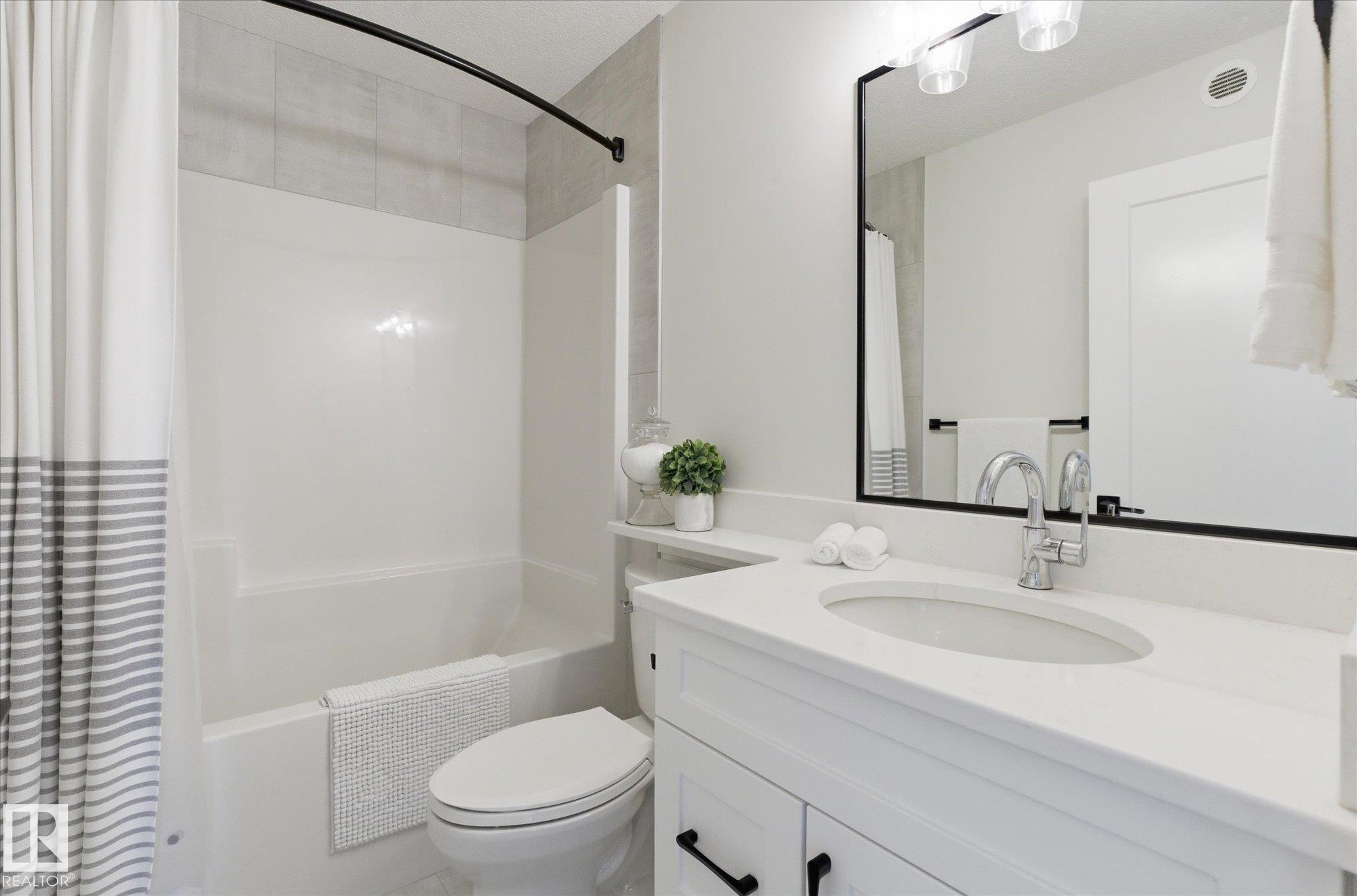 Photo 36 at 51 Meadowlink Common, McLaughlin, Spruce Grove