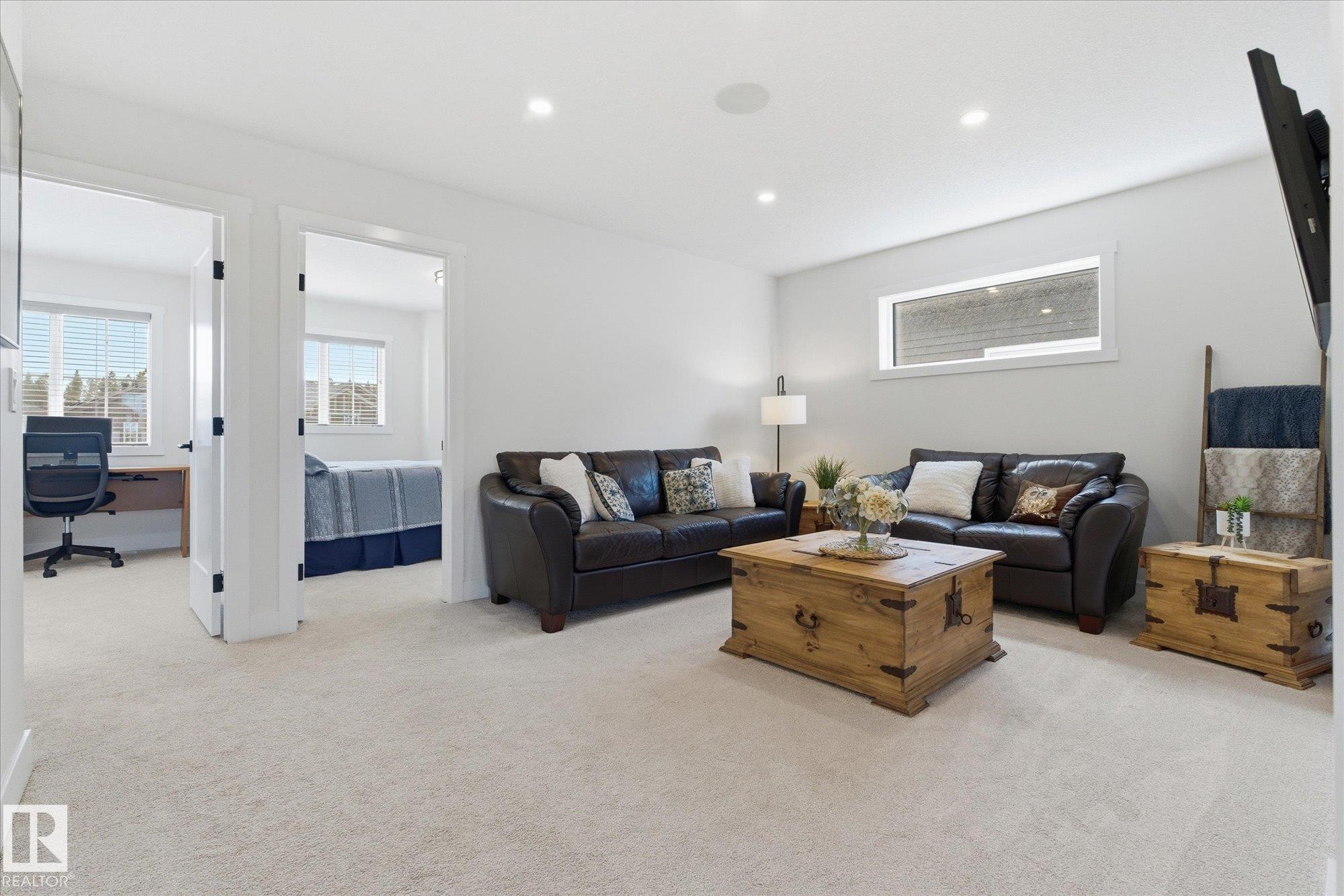 Photo 41 at 51 Meadowlink Common, McLaughlin, Spruce Grove