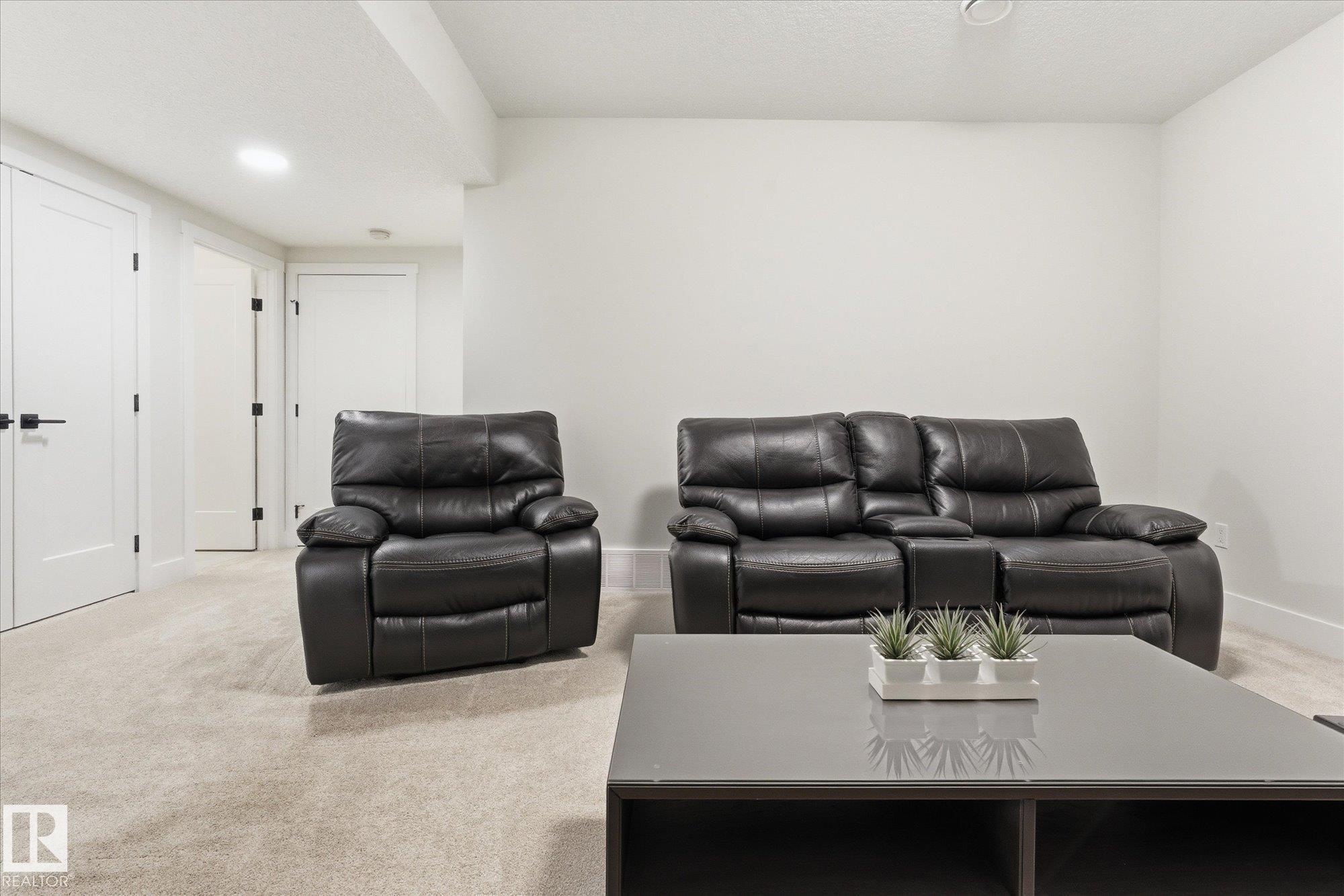 Photo 48 at 51 Meadowlink Common, McLaughlin, Spruce Grove
