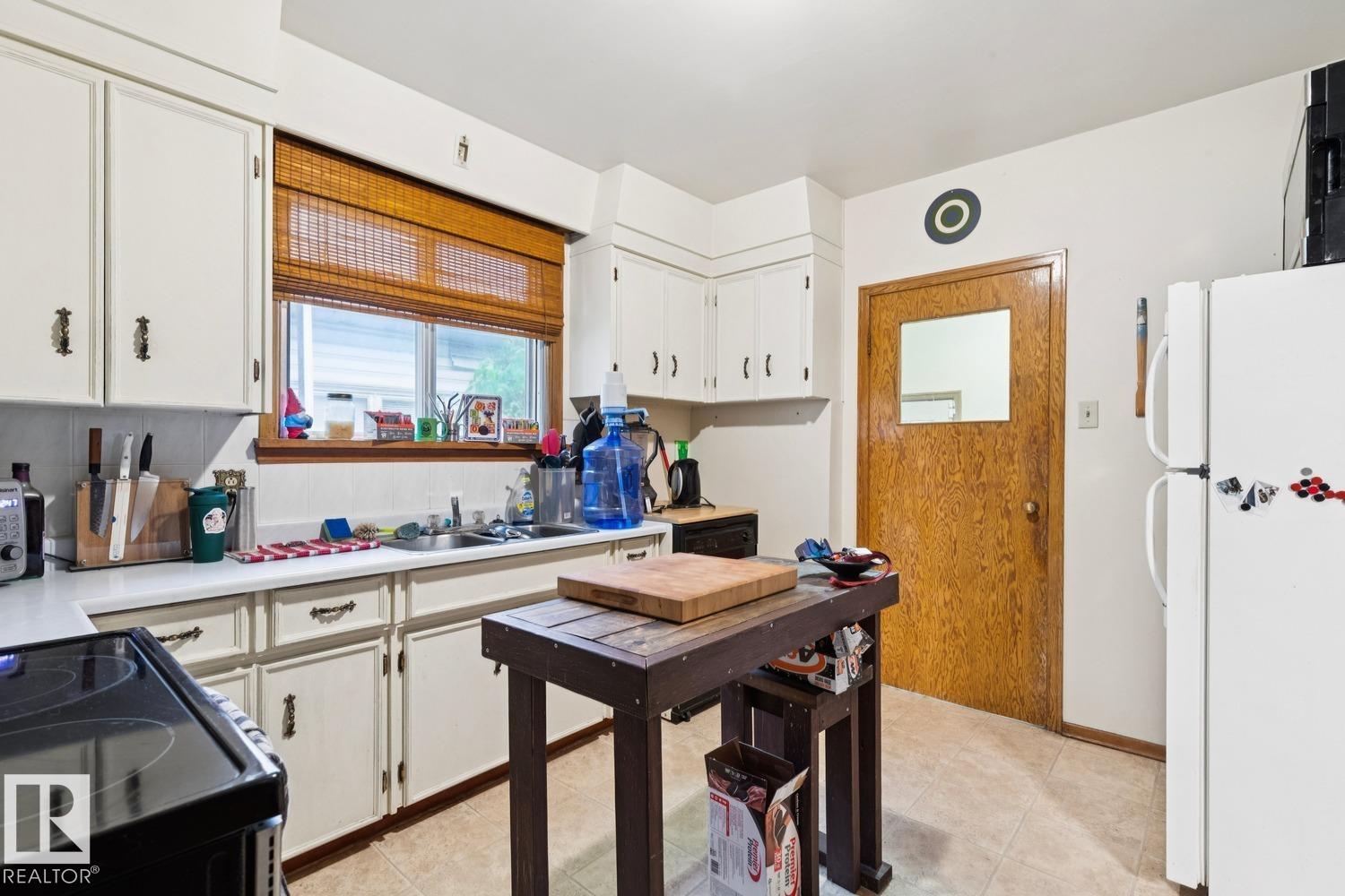 Photo 9 at 12760 118 Street NW, Calder, Edmonton
