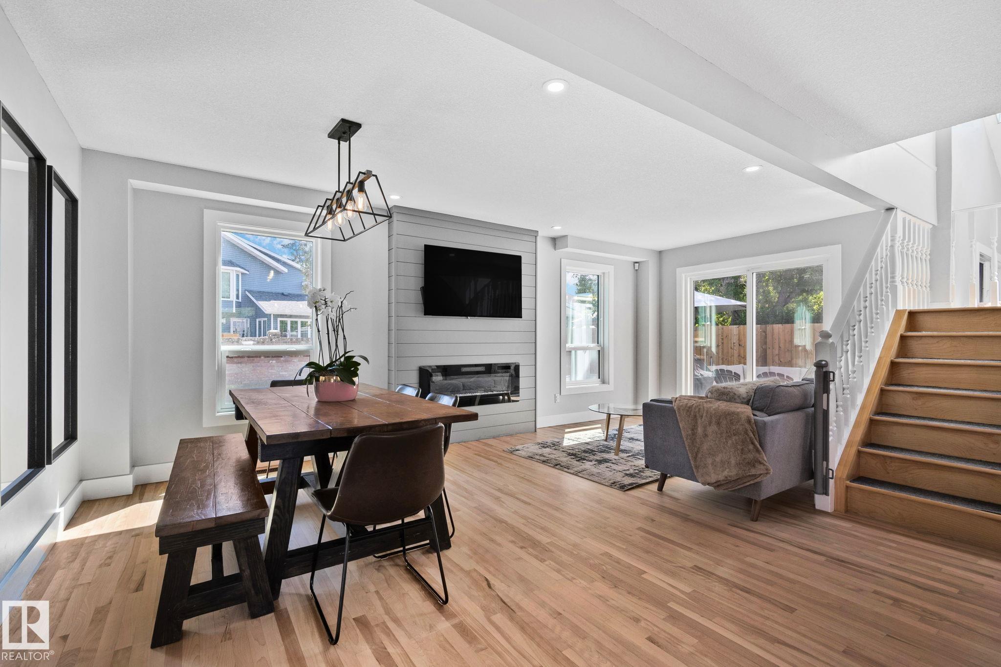 664 Village Drive, Village on the Lake, Sherwood Park