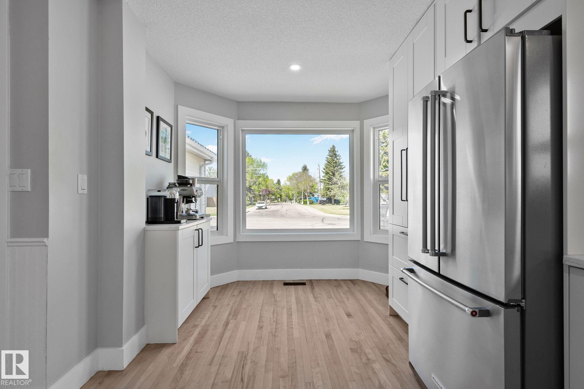 Photo 11 at 664 Village Drive, Village on the Lake, Sherwood Park