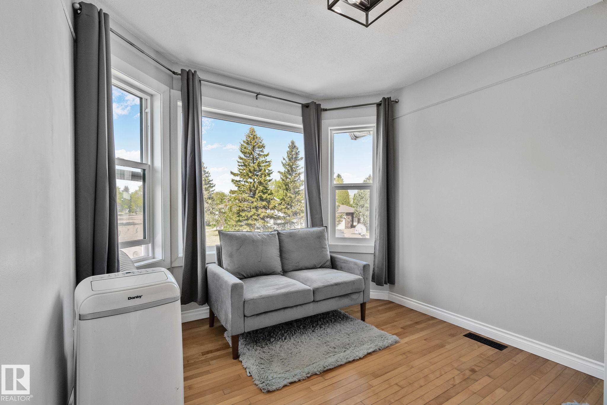 Photo 36 at 664 Village Drive, Village on the Lake, Sherwood Park