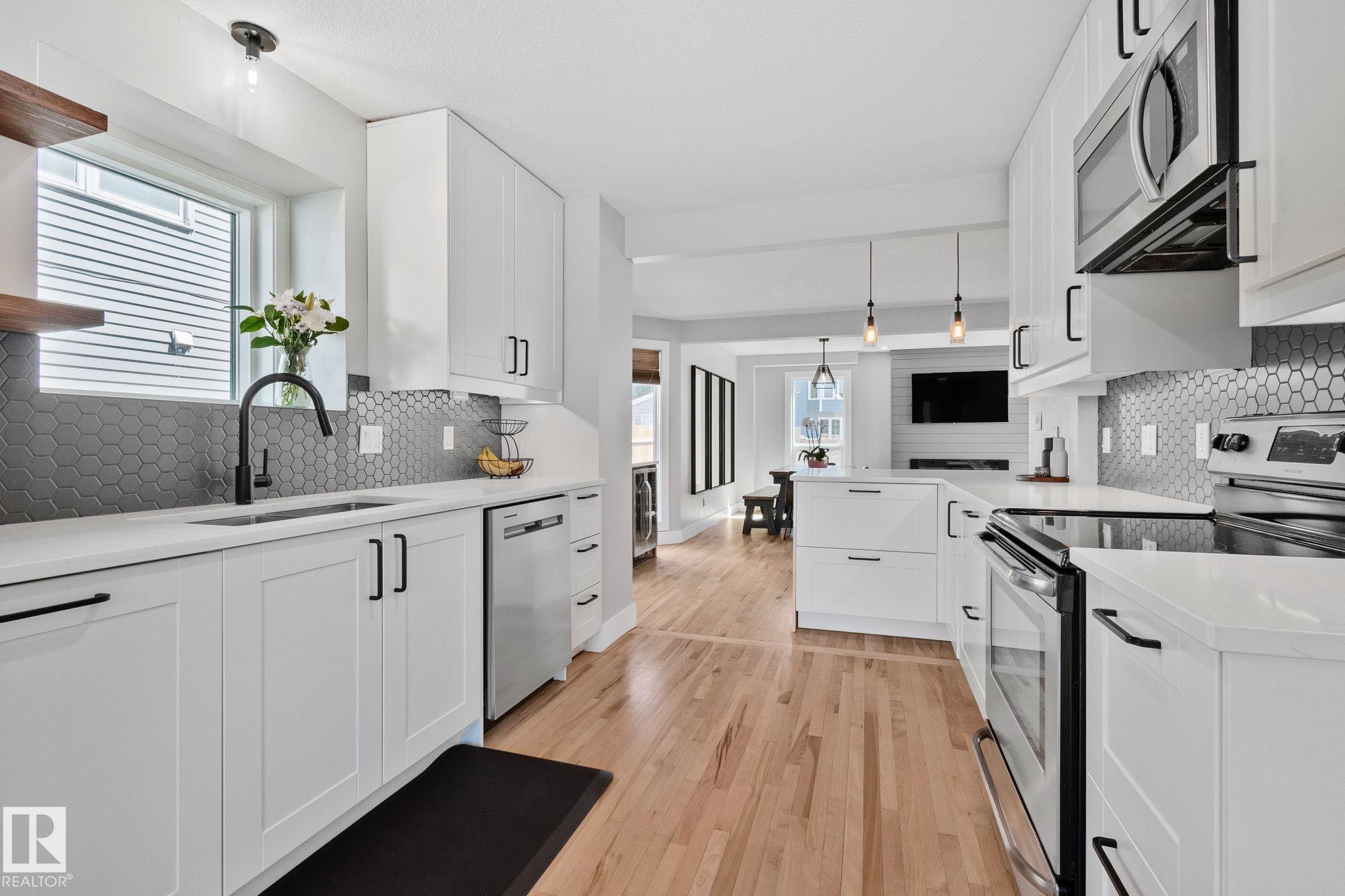 Photo 8 at 664 Village Drive, Village on the Lake, Sherwood Park