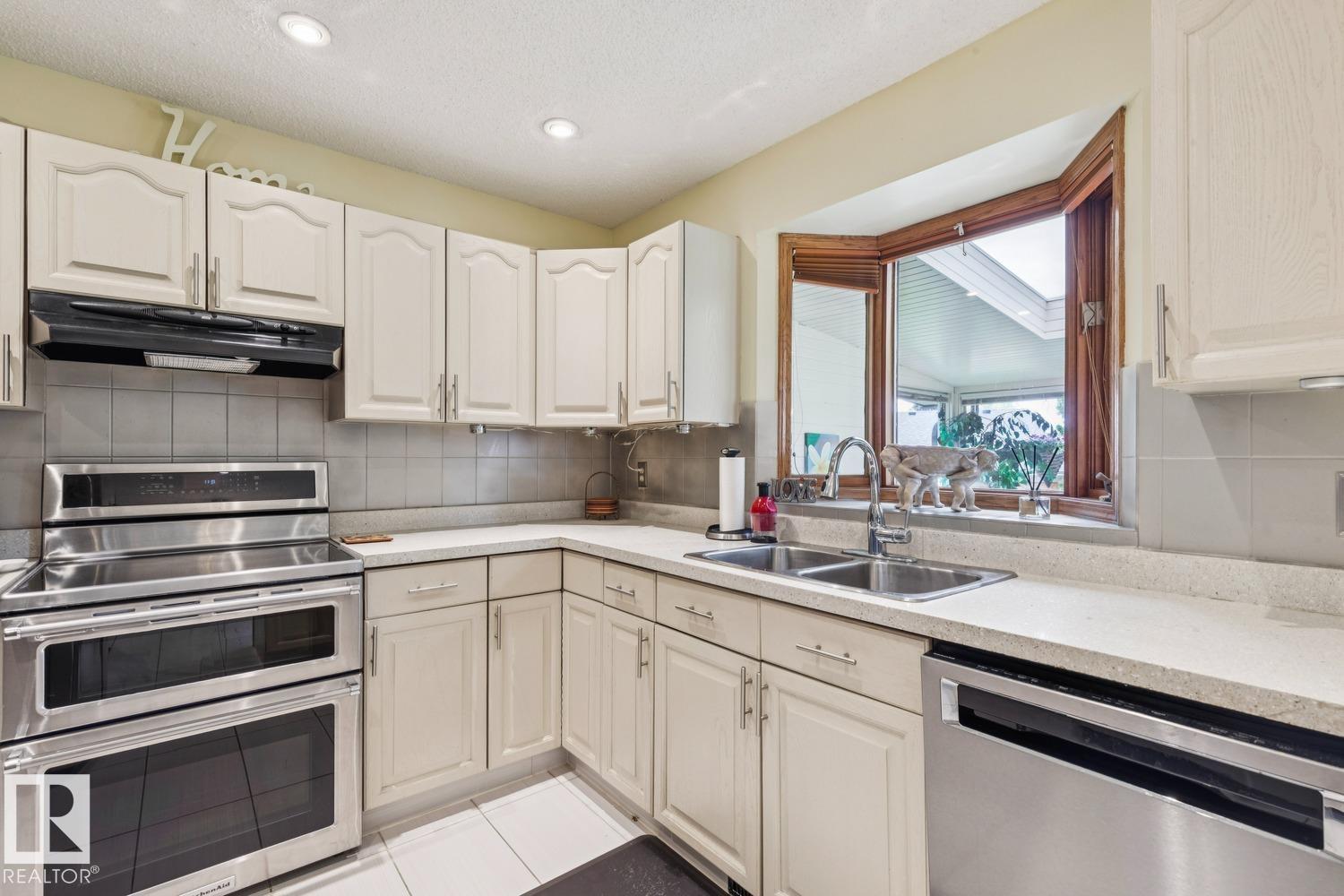 Photo 18 at 15804 80 Street NW, Mayliewan, Edmonton