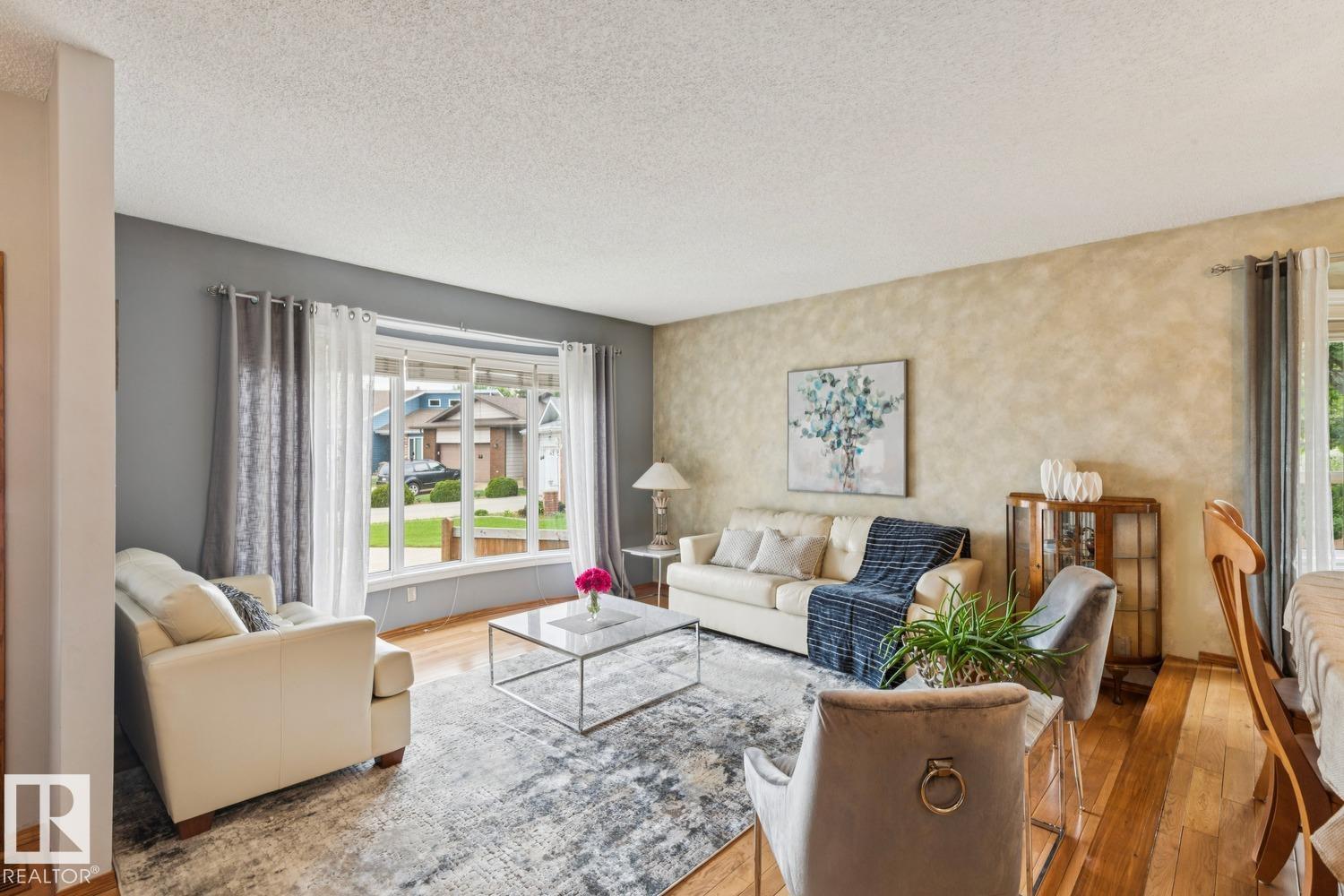 Photo 7 at 15804 80 Street NW, Mayliewan, Edmonton