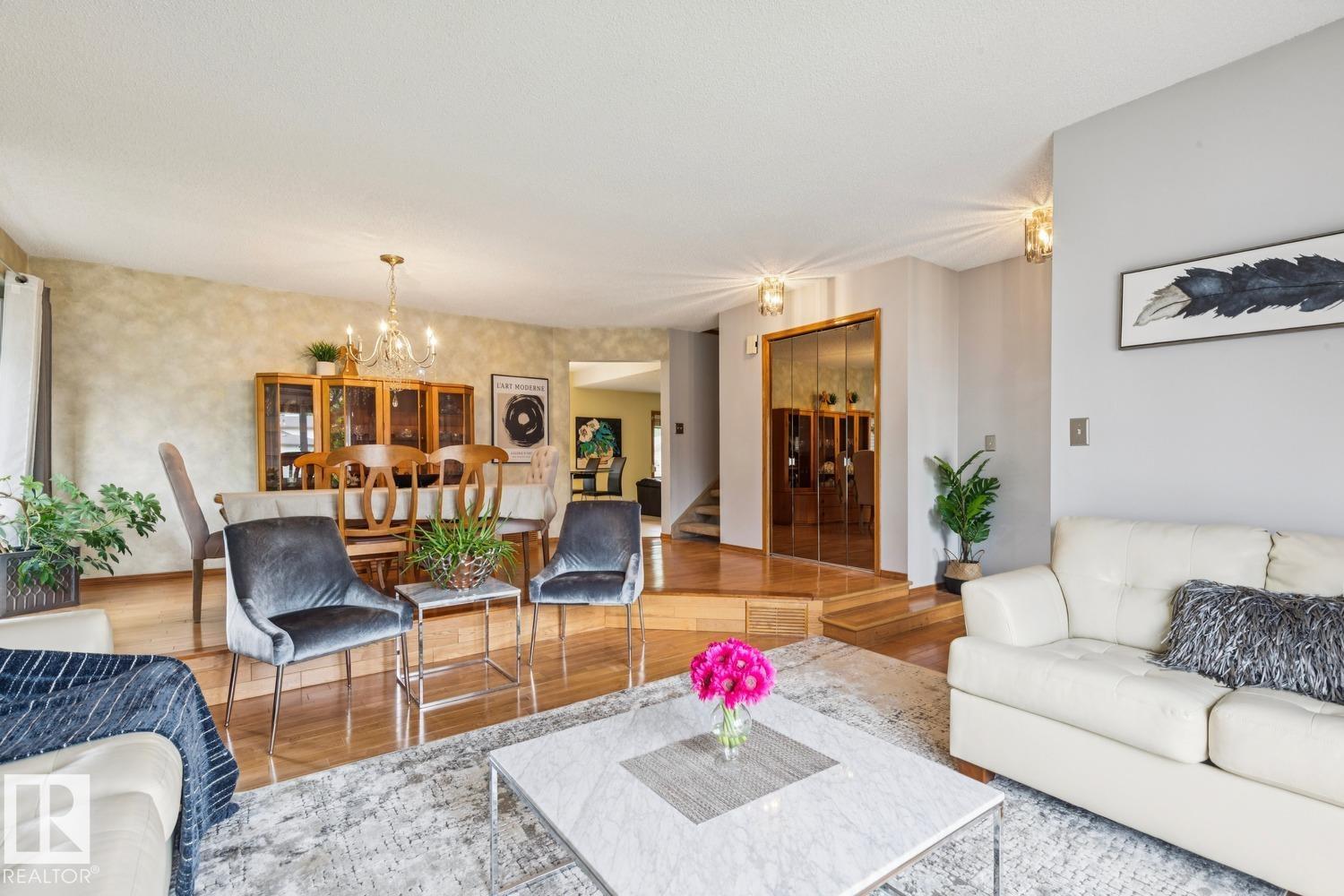Photo 8 at 15804 80 Street NW, Mayliewan, Edmonton