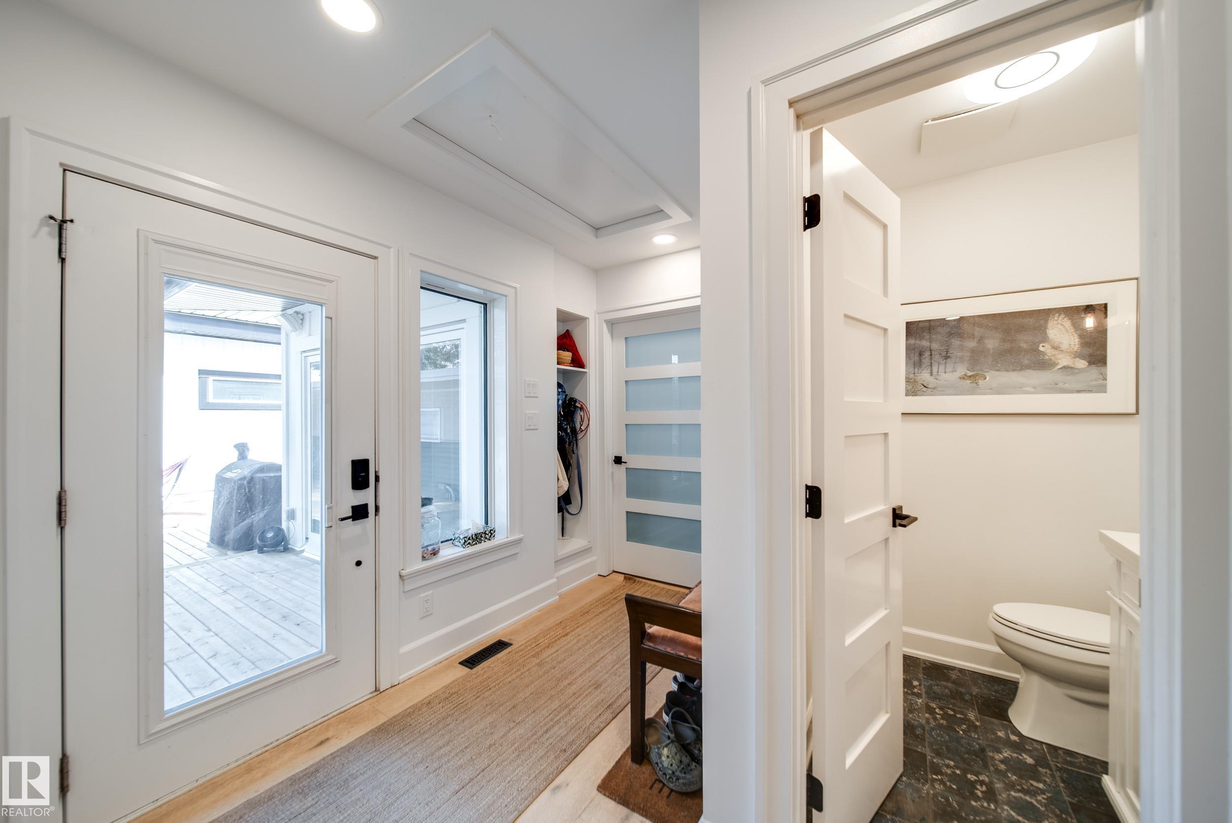 Photo 13 at 5310 Ada Boulevard NW, Highlands, Edmonton