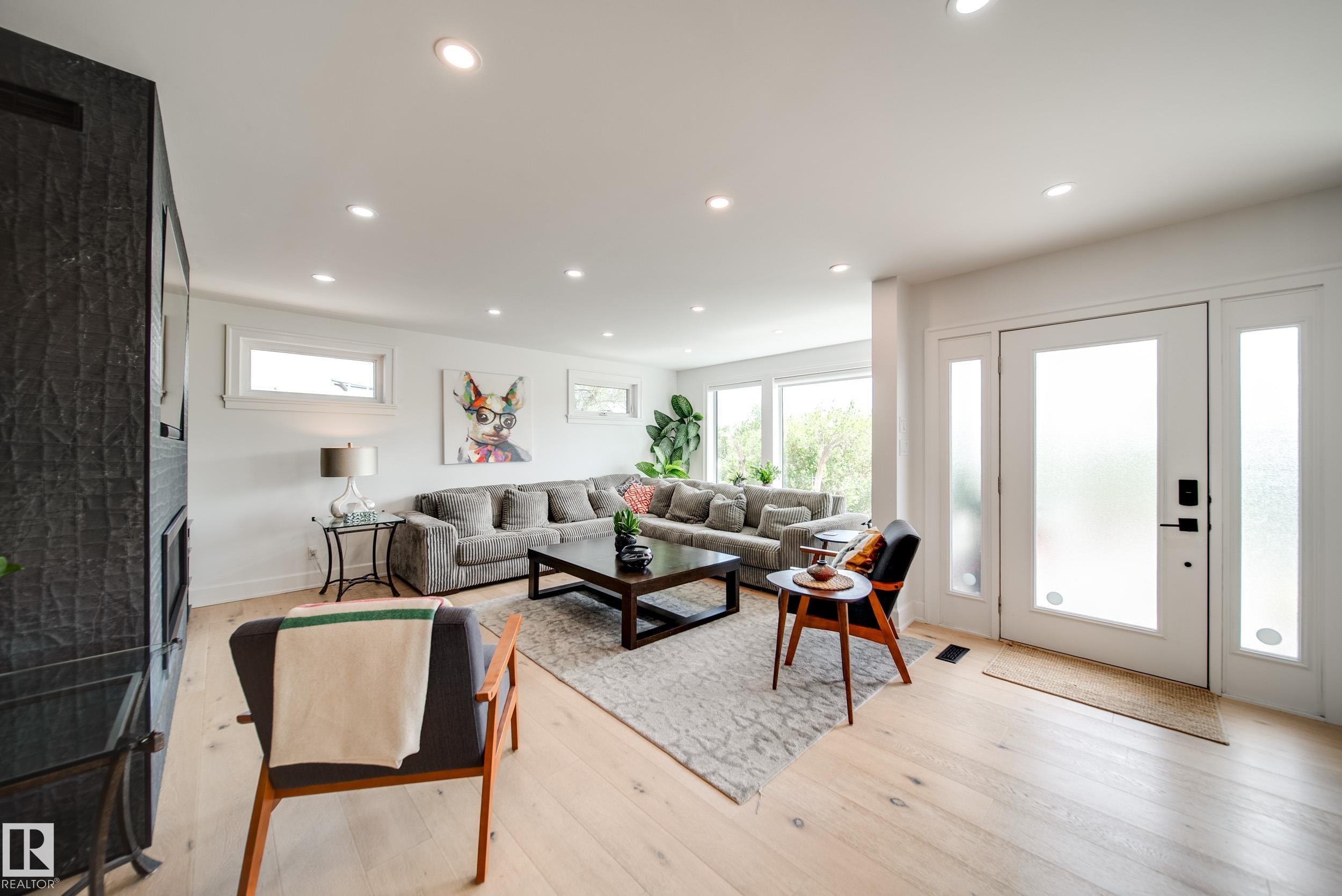 5310 Ada Boulevard NW, Highlands, Edmonton