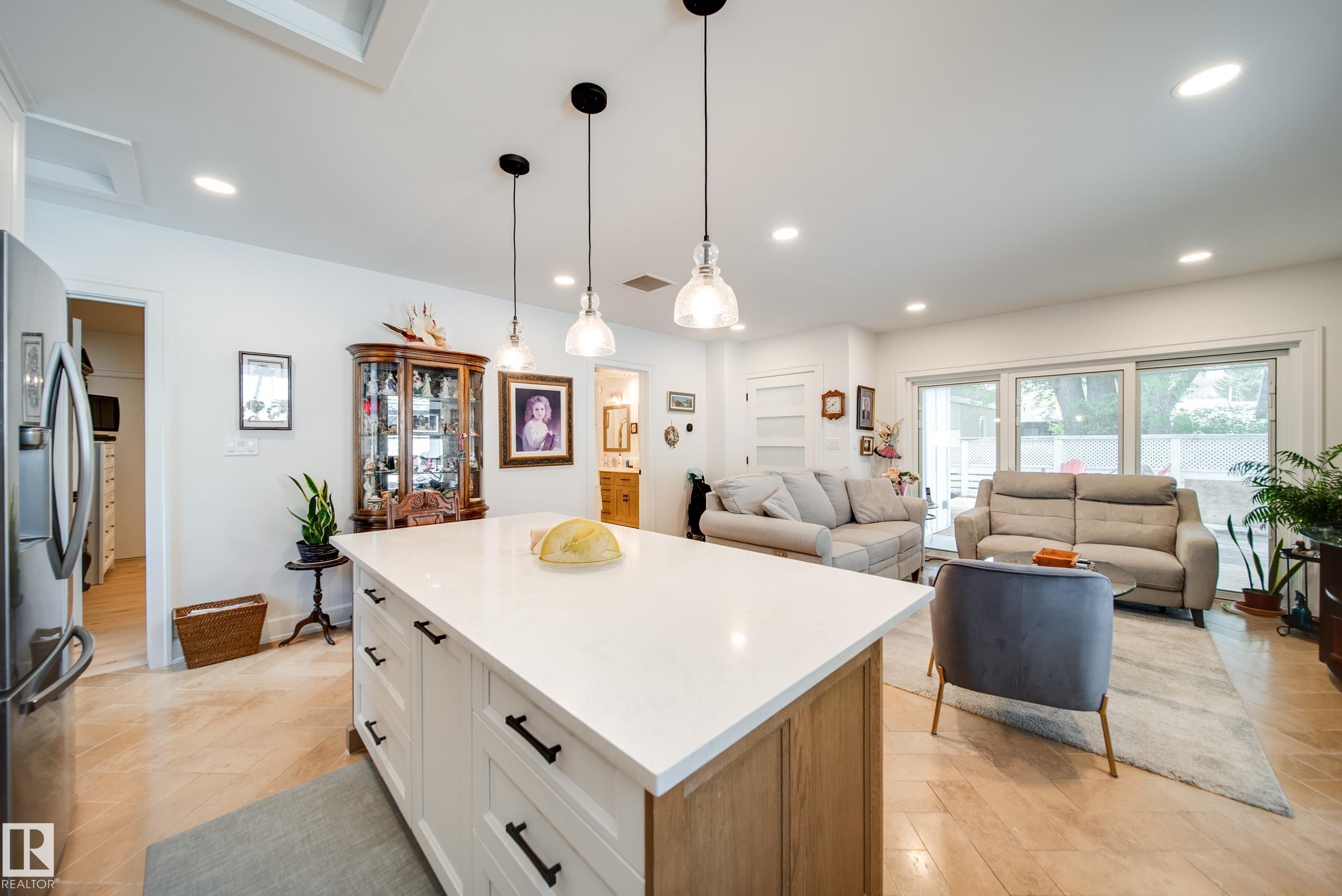Photo 21 at 5310 Ada Boulevard NW, Highlands, Edmonton