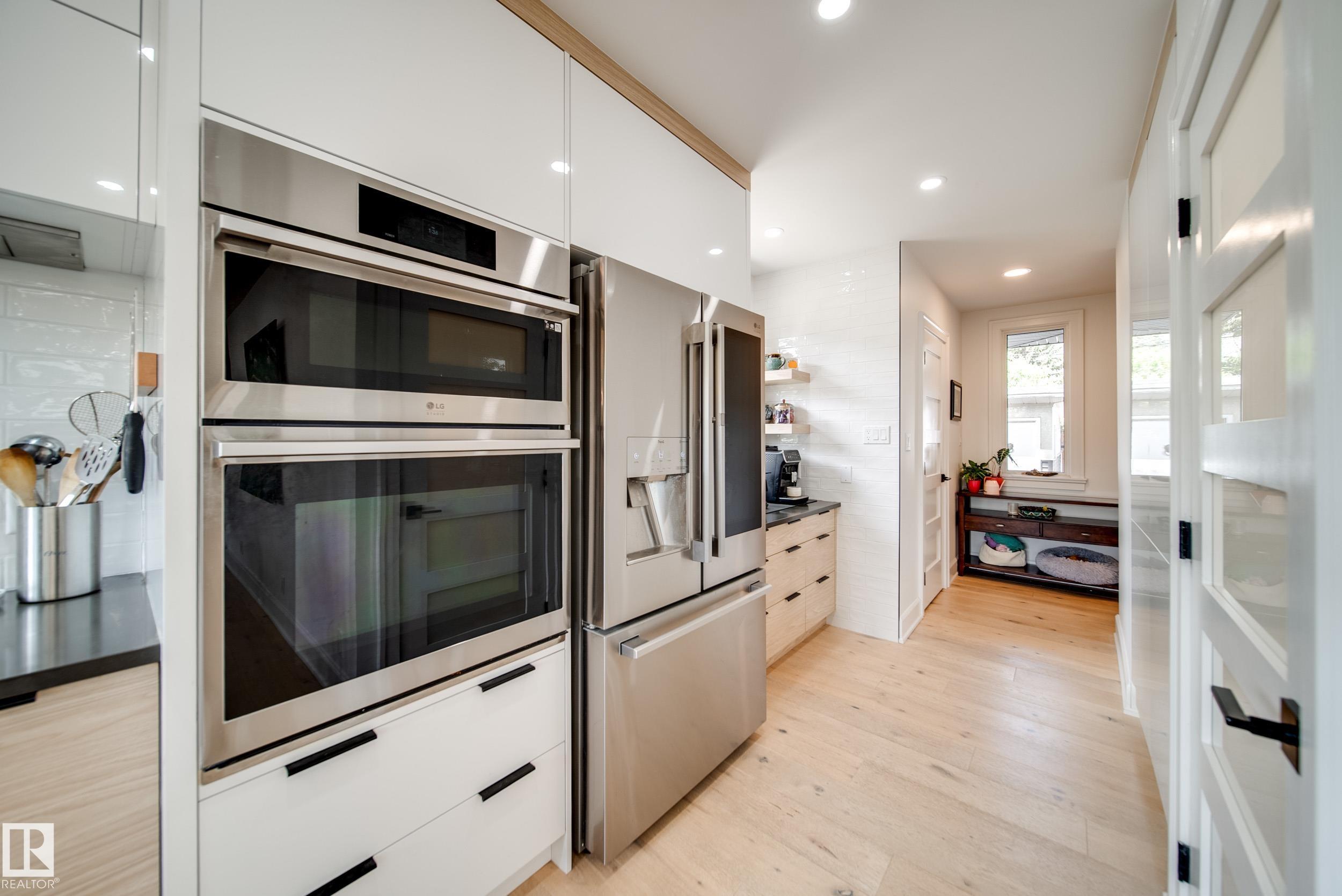 Photo 10 at 5310 Ada Boulevard NW, Highlands, Edmonton