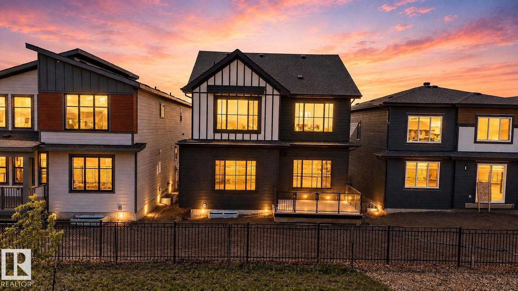 Photo 8 at 7673 Kimiwan Crescent SW, Keswick, Edmonton