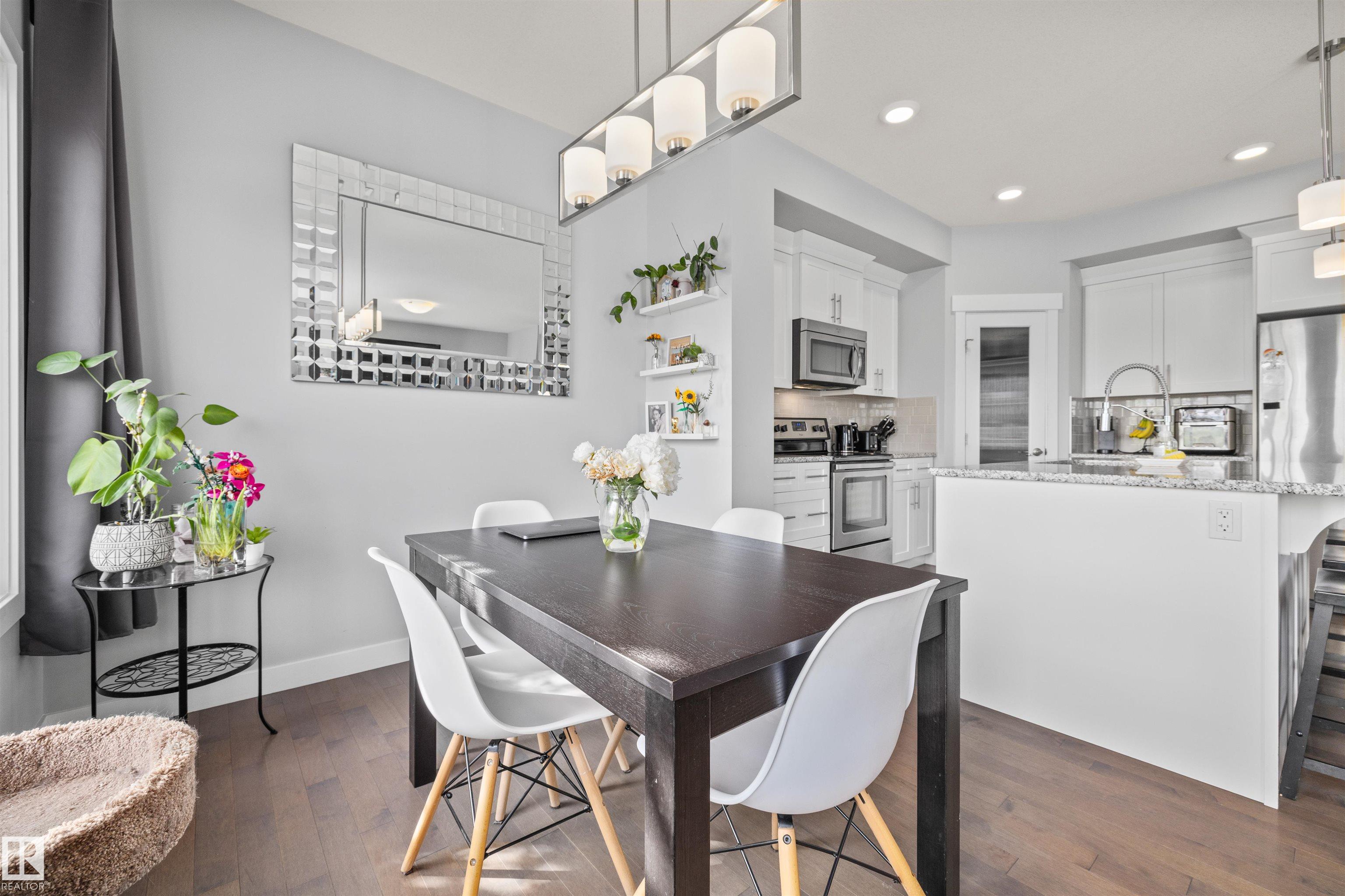 Photo 9 at 607 40 Street SW, Charlesworth, Edmonton