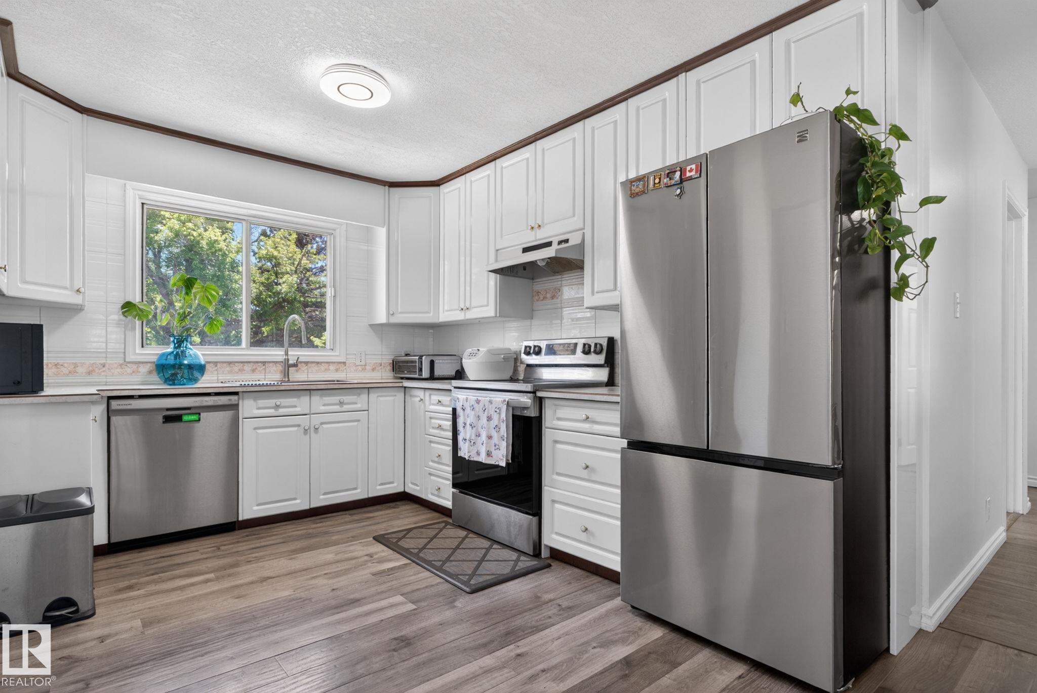 Photo 13 at 8807 24 Avenue NW, Meyonohk, Edmonton