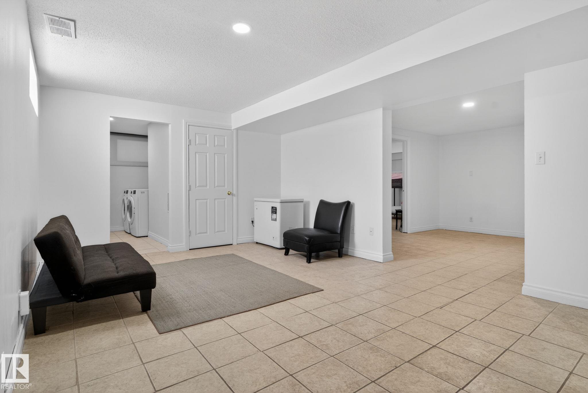 Photo 20 at 8807 24 Avenue NW, Meyonohk, Edmonton