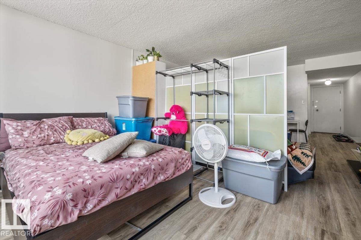Photo 11 at 77 - 8735 165 Street NW, West Meadowlark Park, Edmonton
