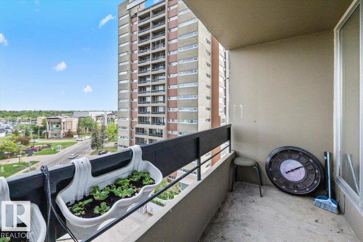 Photo 16 at 77 - 8735 165 Street NW, West Meadowlark Park, Edmonton