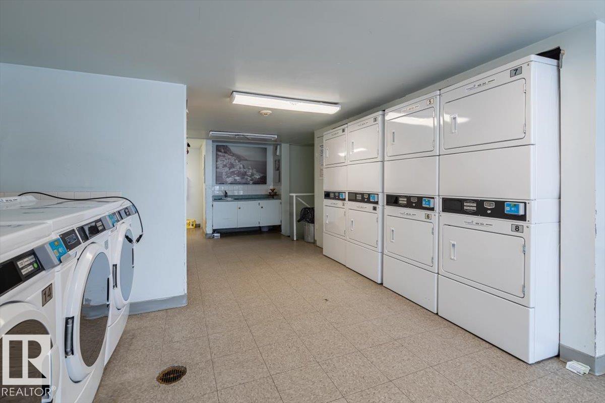 Photo 23 at 77 - 8735 165 Street NW, West Meadowlark Park, Edmonton