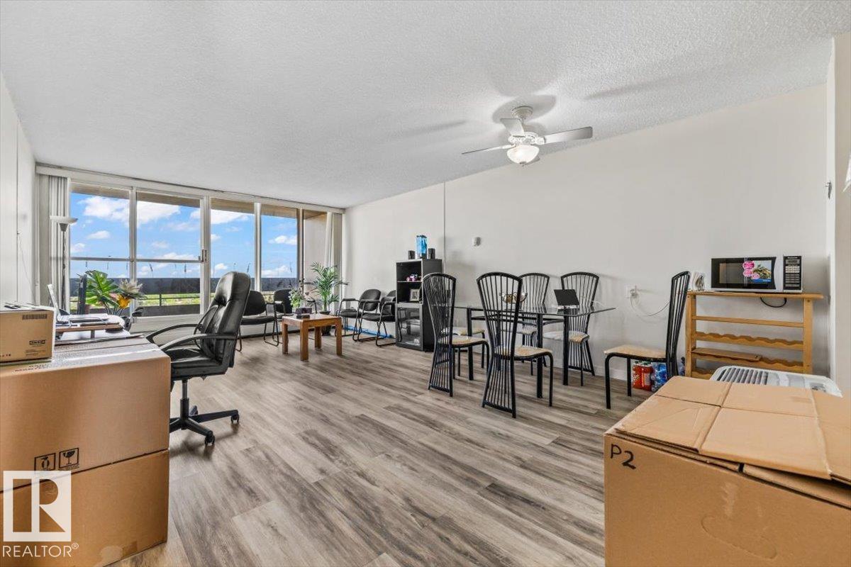 Photo 12 at 107 - 8735 165 Street NW, West Meadowlark Park, Edmonton