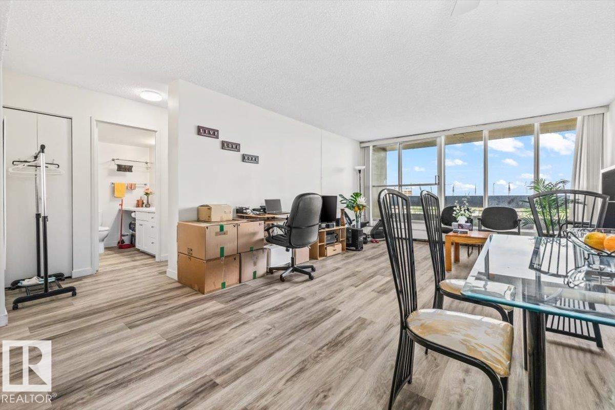 Photo 13 at 107 - 8735 165 Street NW, West Meadowlark Park, Edmonton