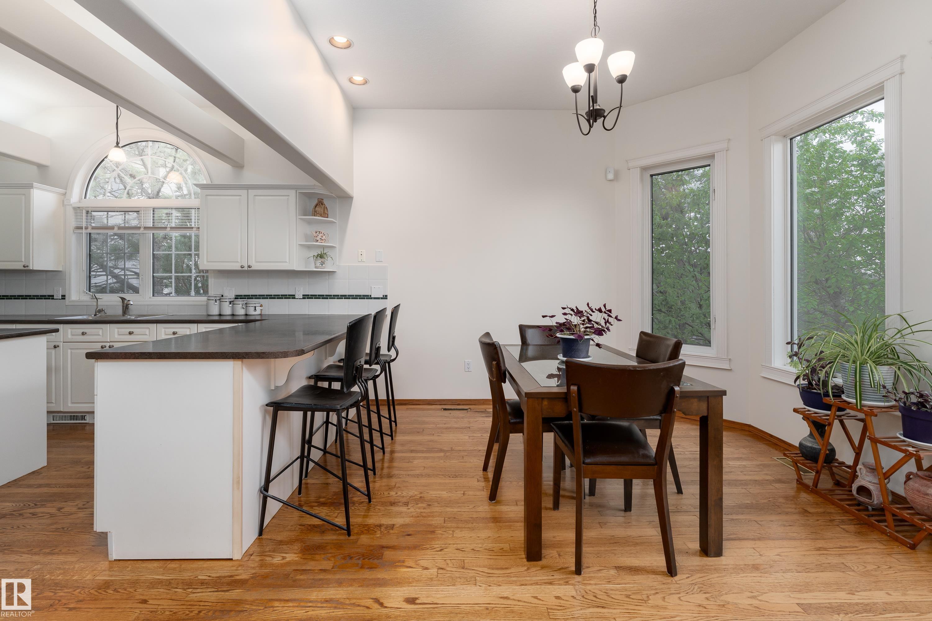 Photo 14 at 520 Pardee Bay NW, Potter Greens, Edmonton