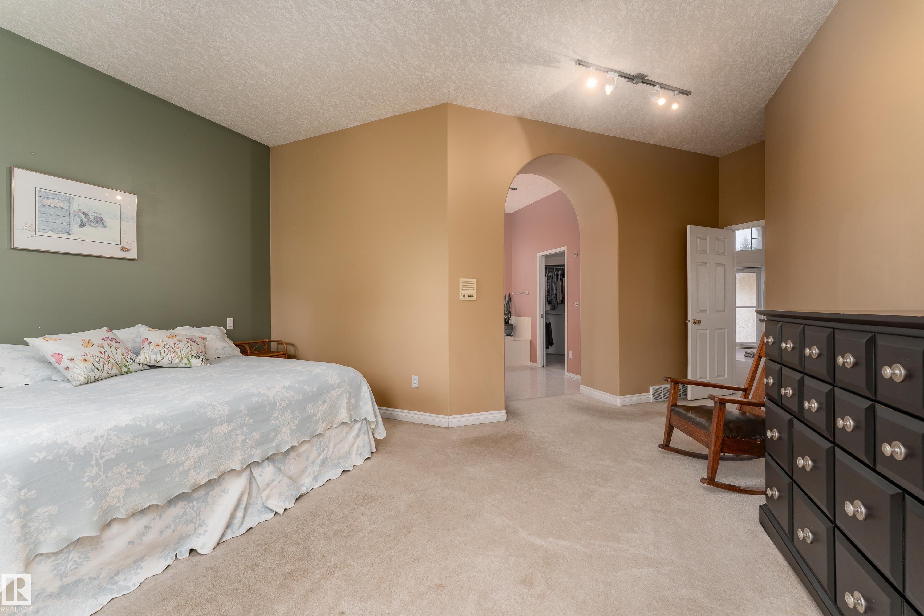 Photo 21 at 520 Pardee Bay NW, Potter Greens, Edmonton
