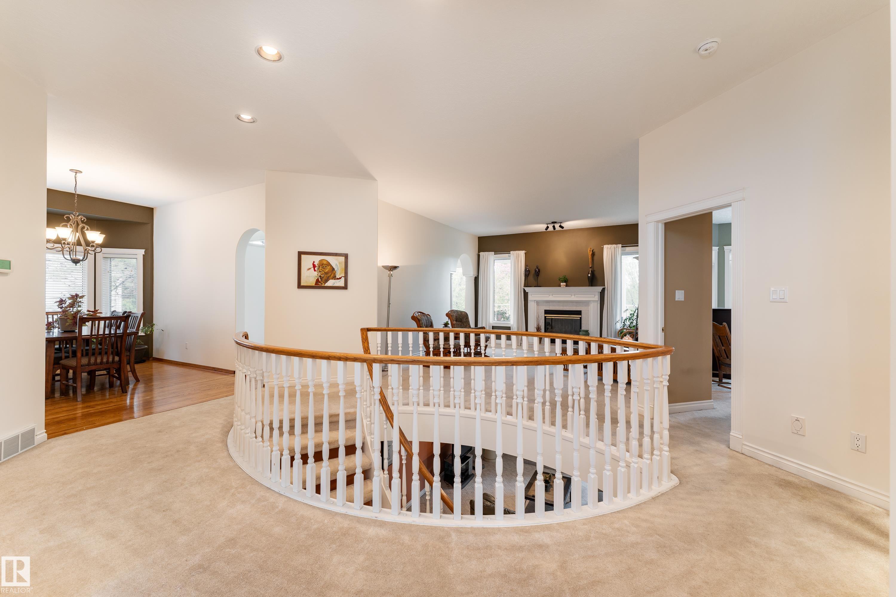 Photo 7 at 520 Pardee Bay NW, Potter Greens, Edmonton