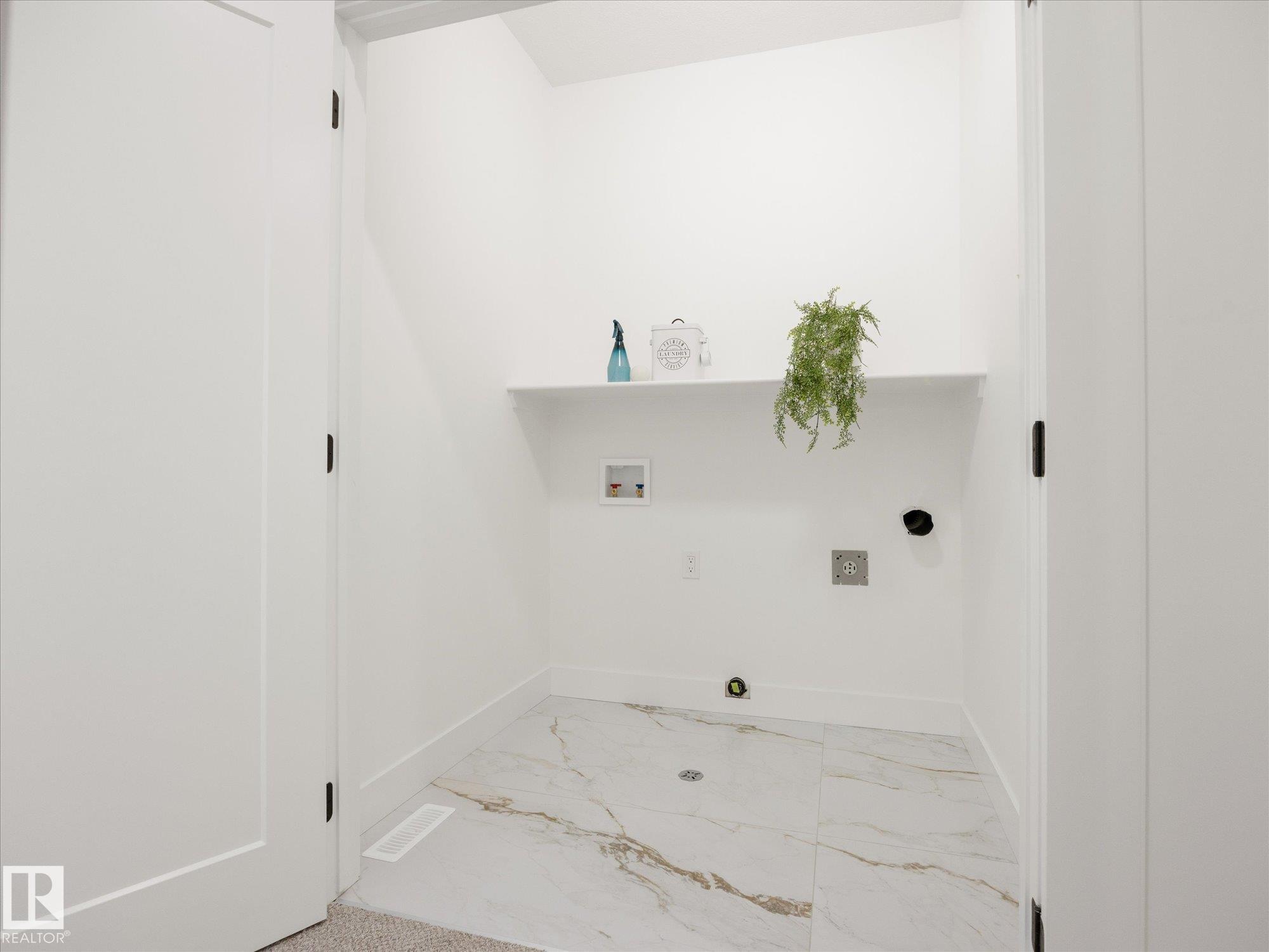 Photo 38 at 792 Bank Drive, Black Stone, Leduc
