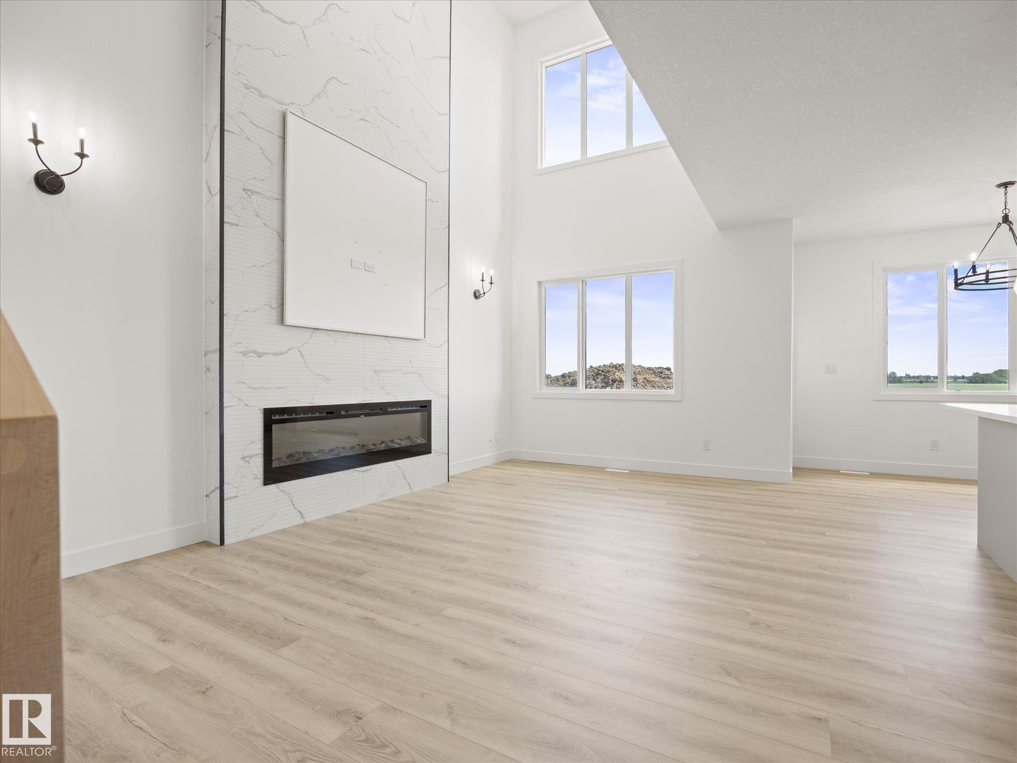Photo 9 at 792 Bank Drive, Black Stone, Leduc