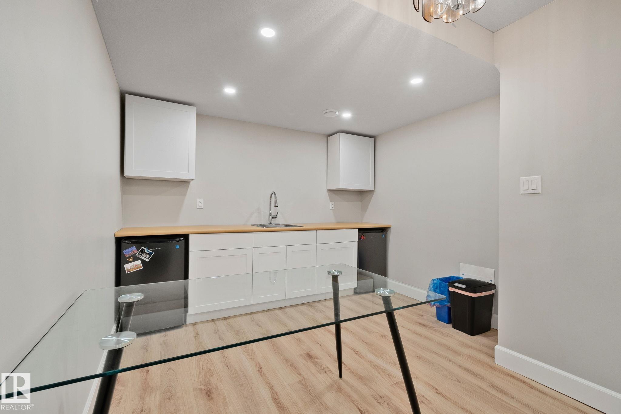 Photo 26 at 16404 136 Street NW, Carlton, Edmonton