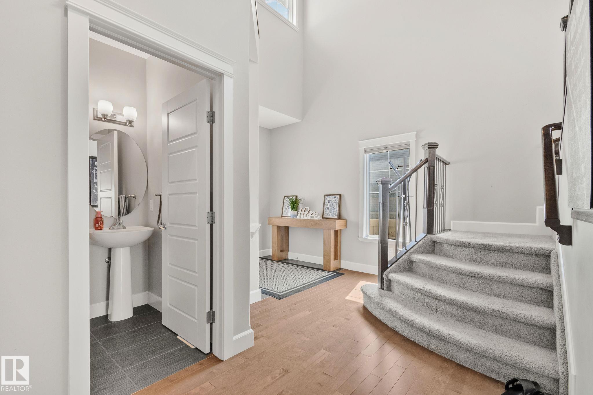 16404 136 Street NW, Carlton, Edmonton