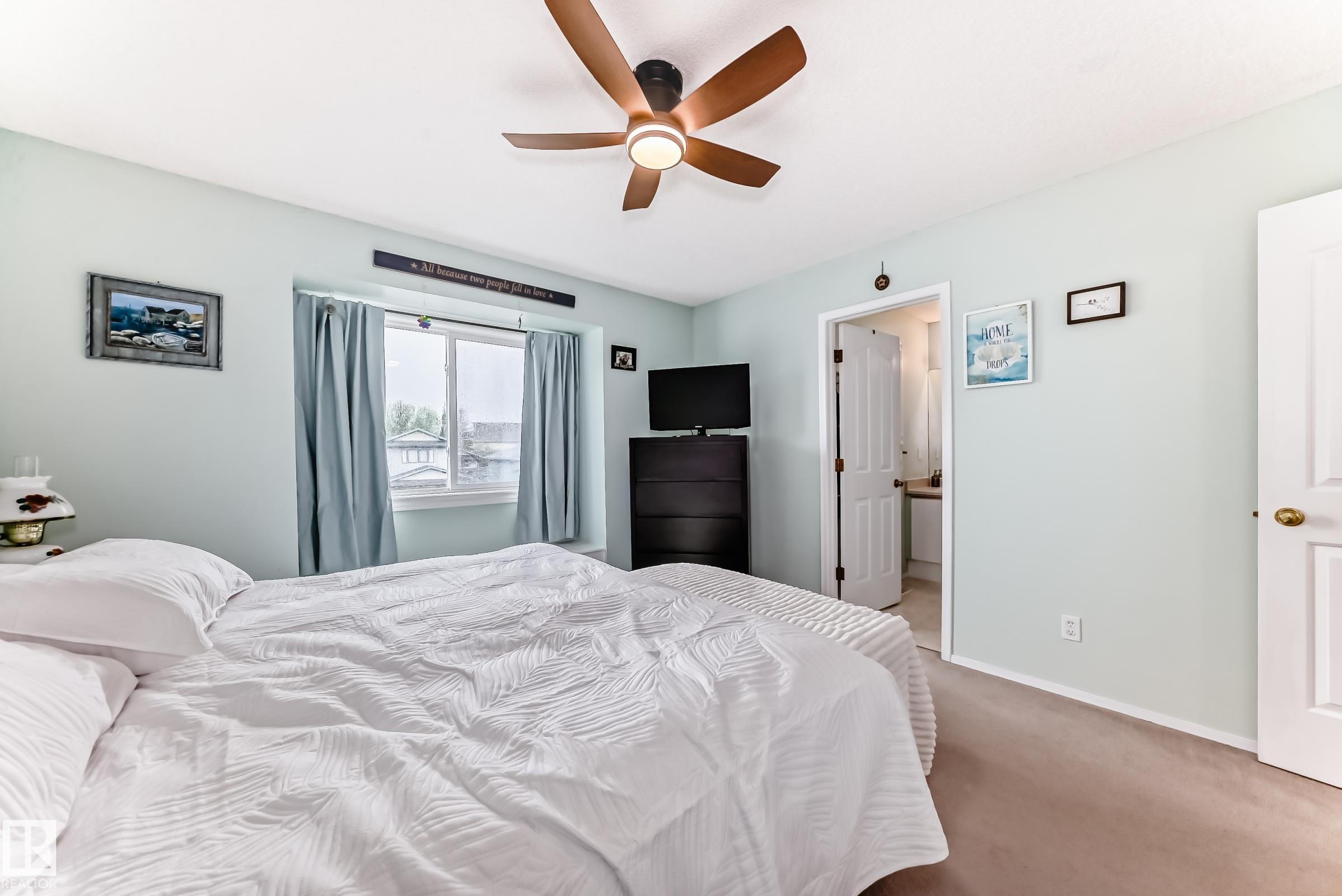 Photo 16 at 11831 9 Avenue NW, Twin Brooks, Edmonton